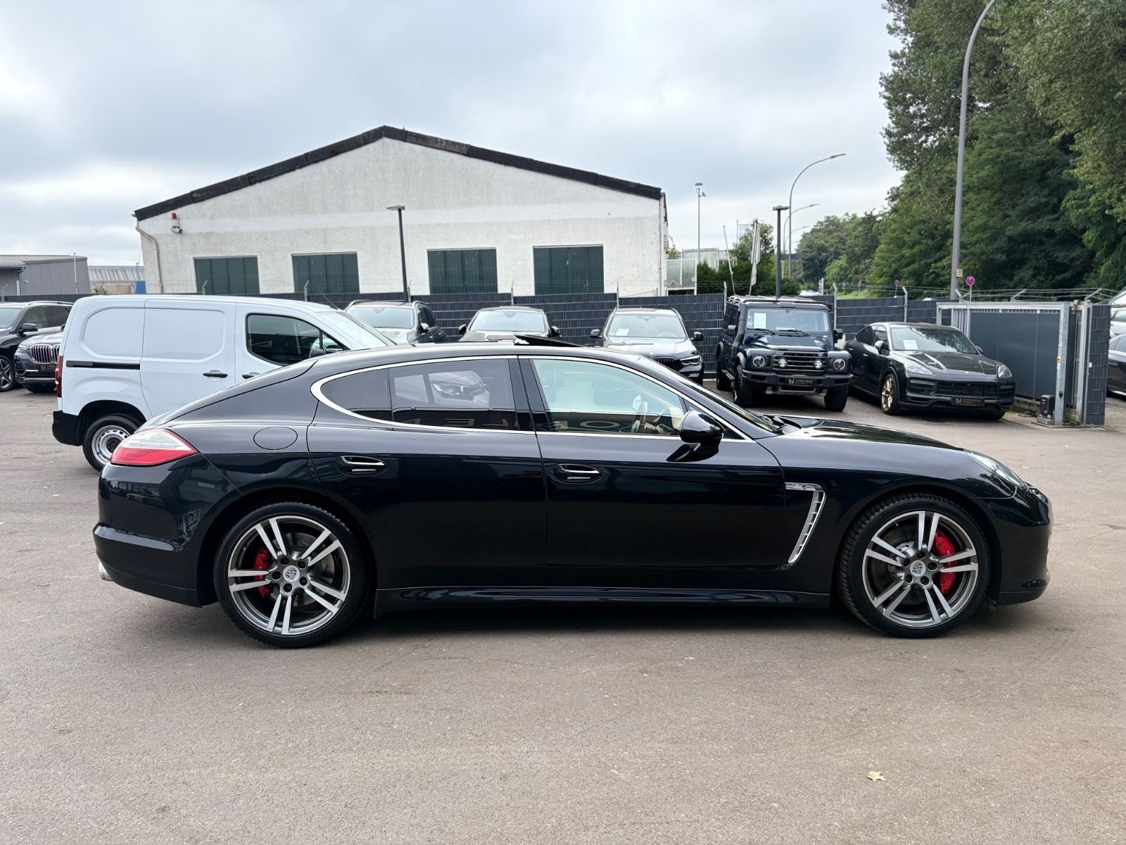 Fahrzeugabbildung Porsche PANAMERA TURBO*LUFT*SPORTABGAS*SPORT CHRONO*
