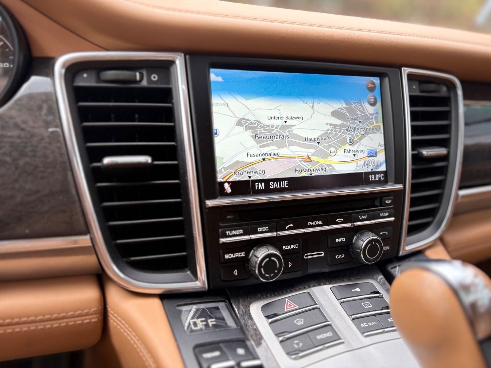 Fahrzeugabbildung Porsche PANAMERA TURBO*LUFT*SPORTABGAS*SPORT CHRONO*