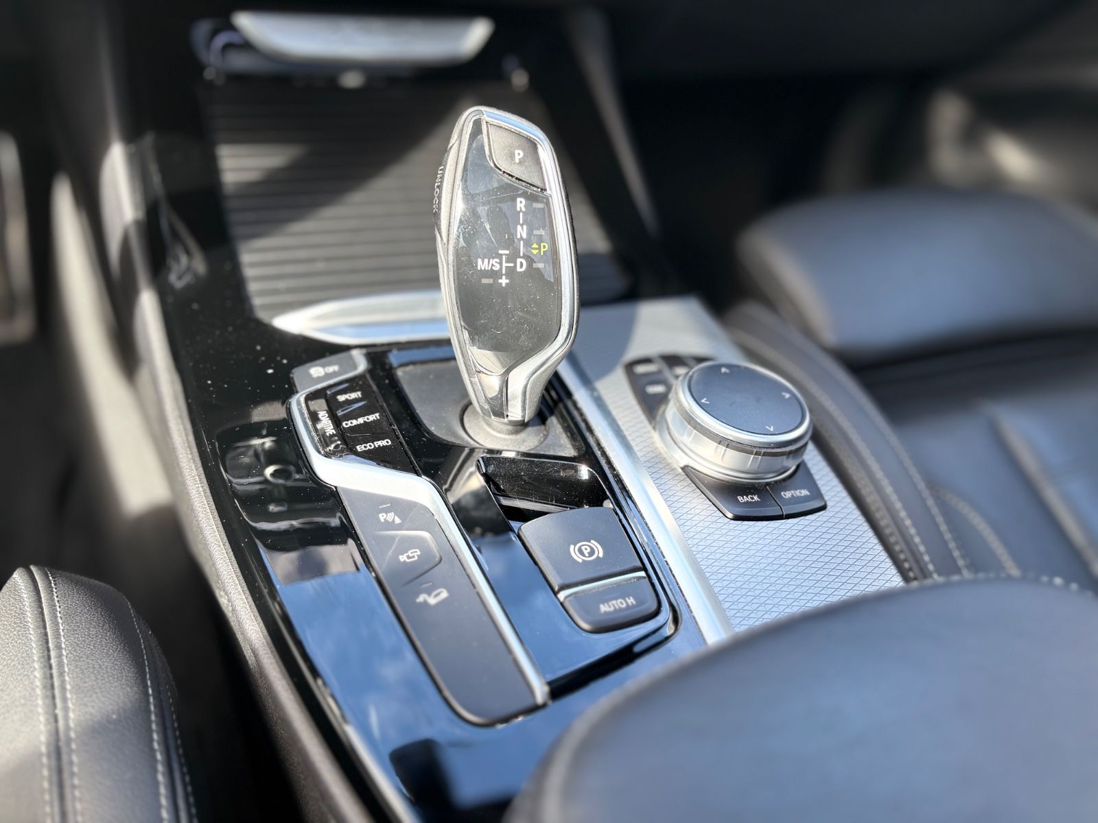 Fahrzeugabbildung BMW X3 xDrive30d M-SPORT*PANORAMA*VOLL-LED*HEAD-UP*