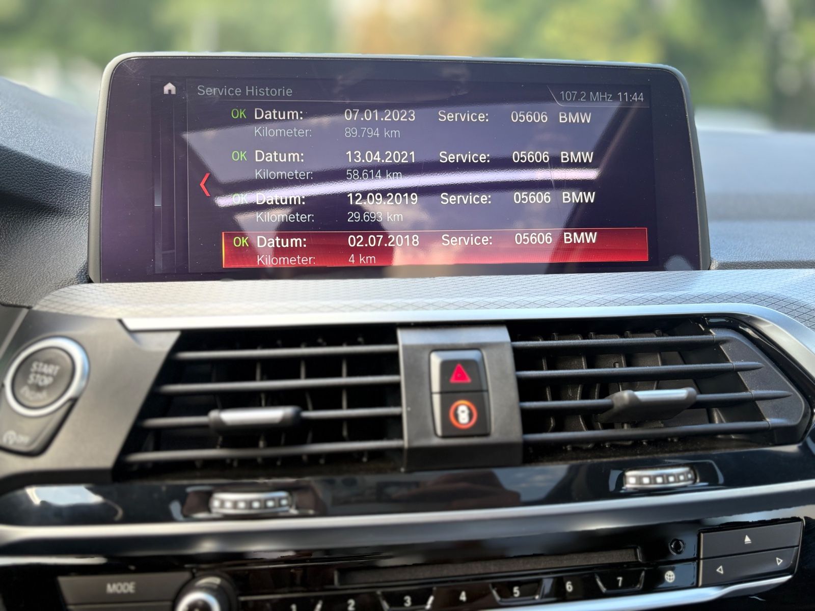 Fahrzeugabbildung BMW X3 xDrive30d M-SPORT*PANORAMA*VOLL-LED*HEAD-UP*