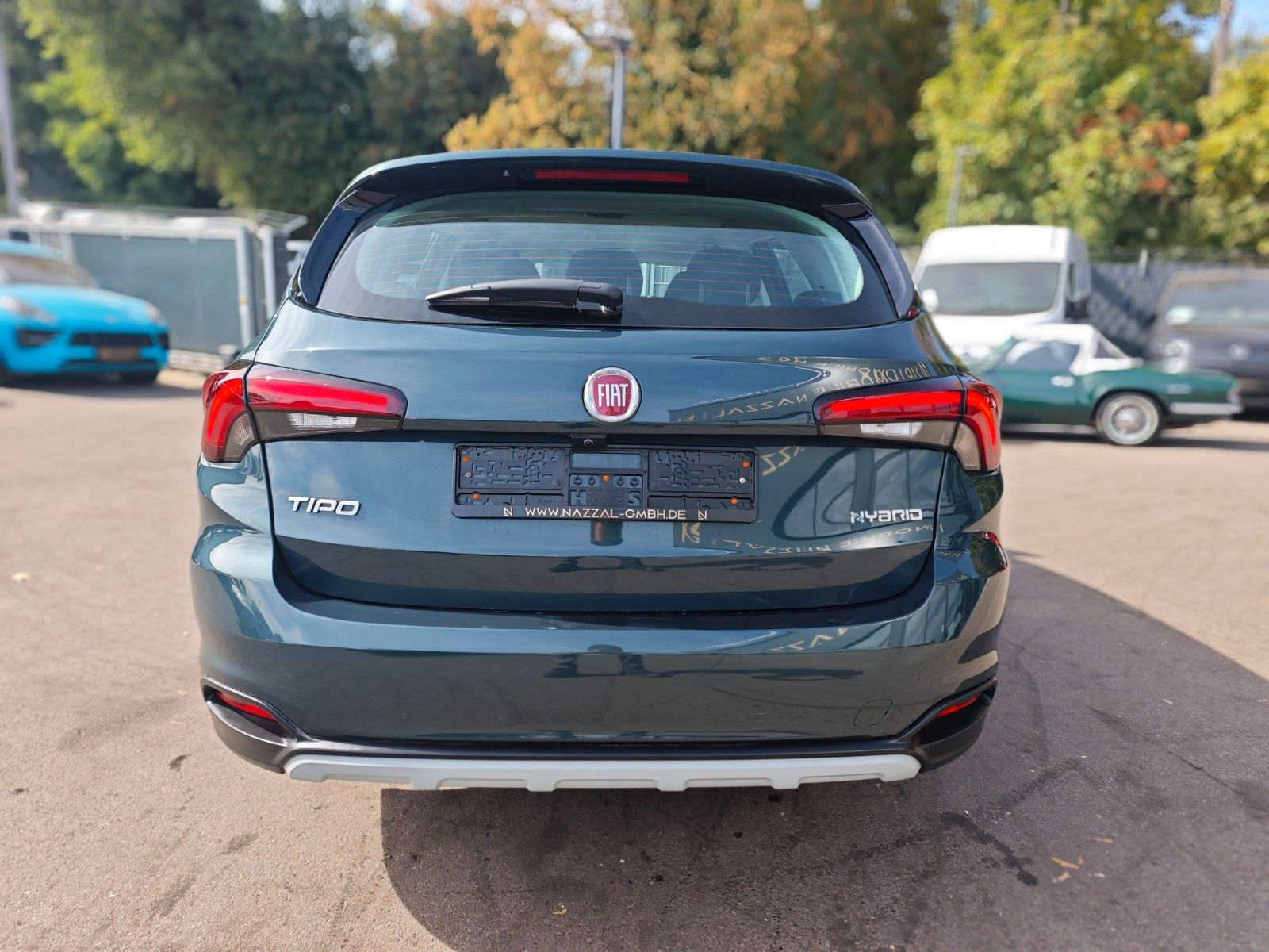 Fahrzeugabbildung Fiat TIPO CROSS *AUT*NAVI*KAM*KLIMA*VIRTUELL*GARMIN