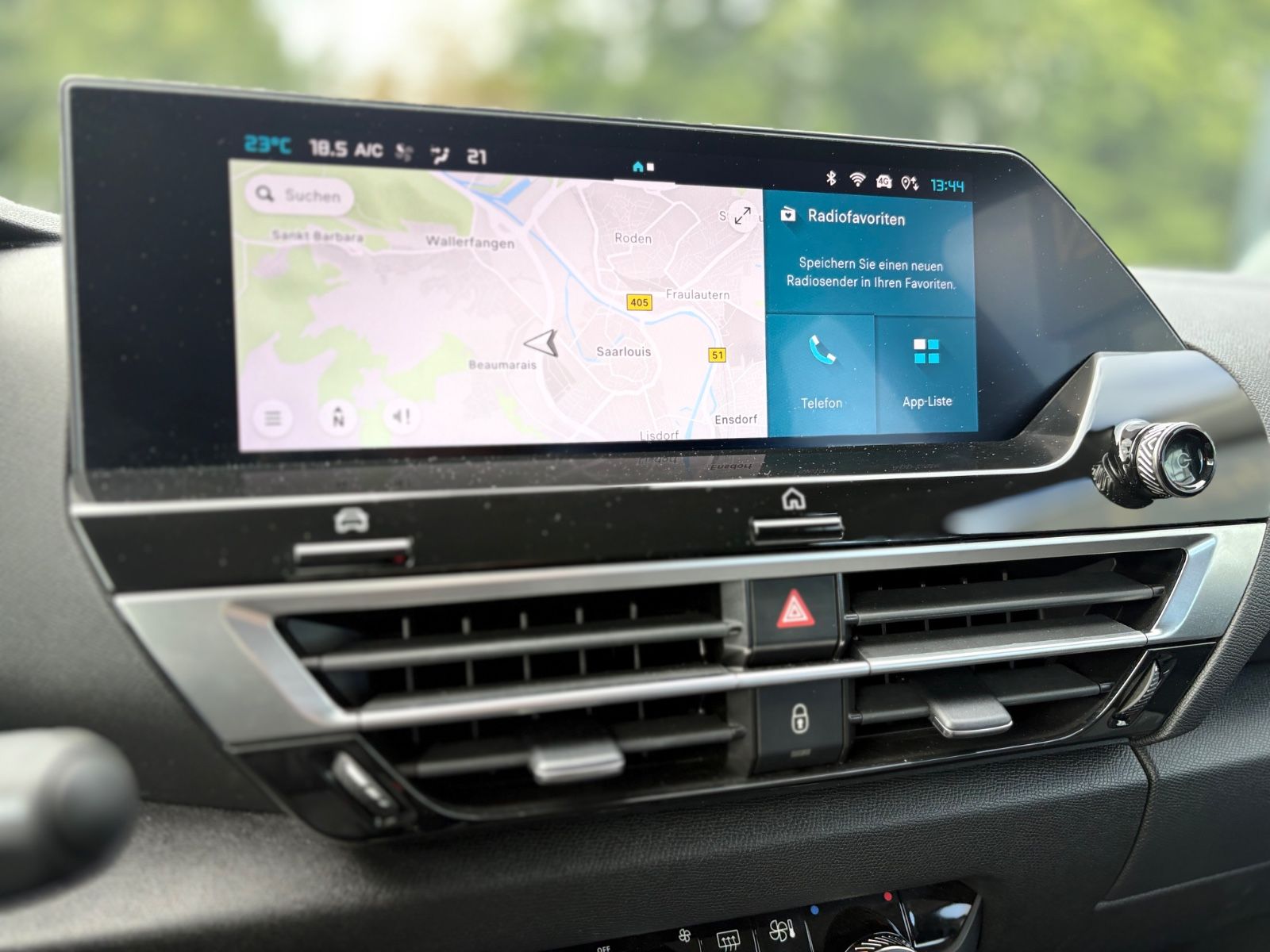 Fahrzeugabbildung Citroën C4 LIM*VOLL-LED*NAVI*PDC*DESIGN RAD*TOP