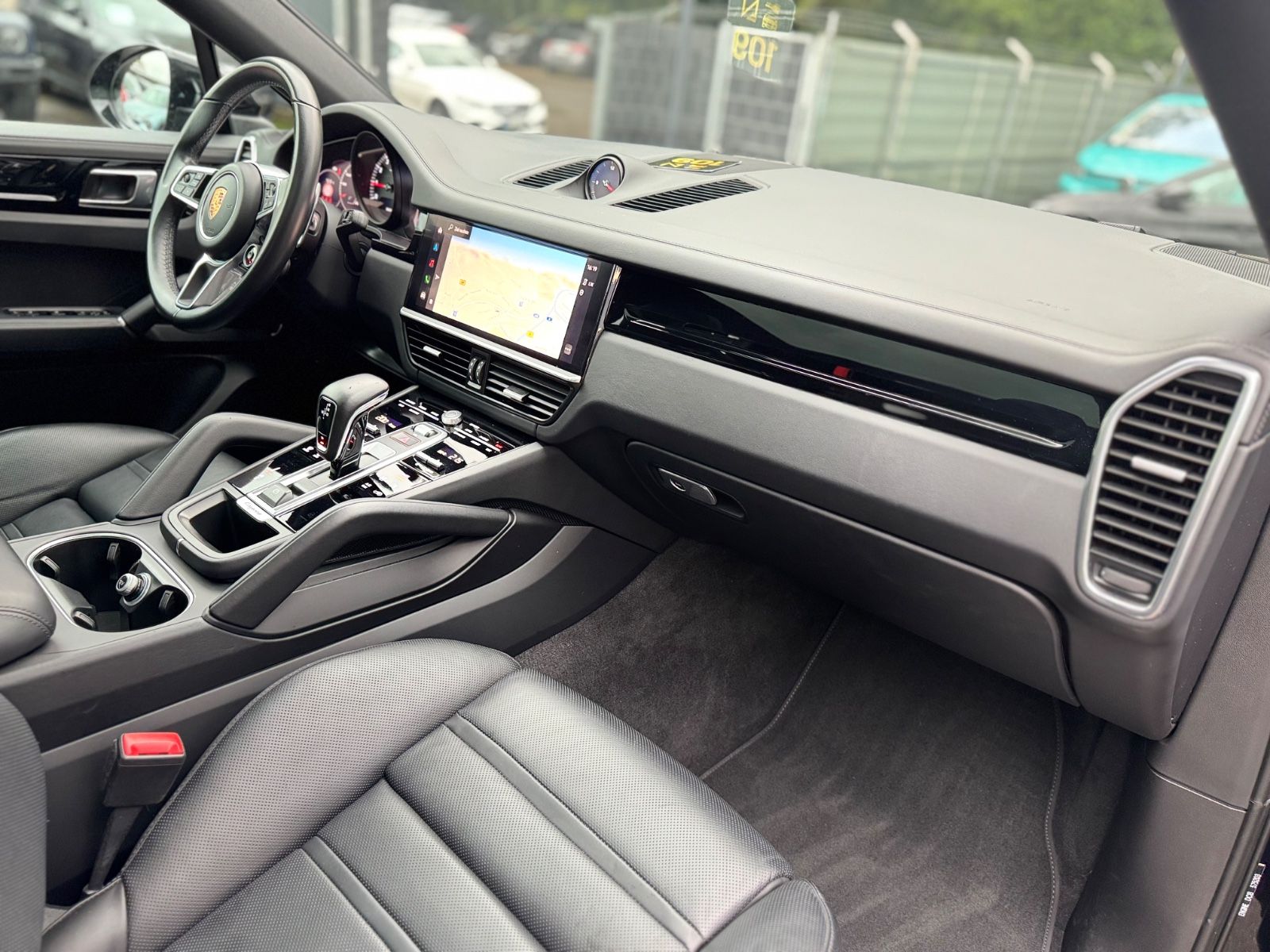 Fahrzeugabbildung Porsche CAYENNE COUPE PLATINIUM EDITION*PANORAMA*21.ZOLL