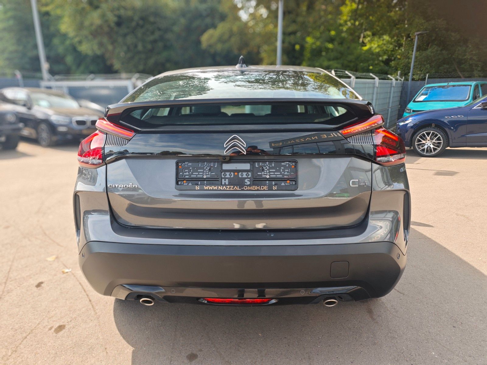 Fahrzeugabbildung Citroën C4 LIM.PLUS*VOLL-LED*NAVI*KAMERA*