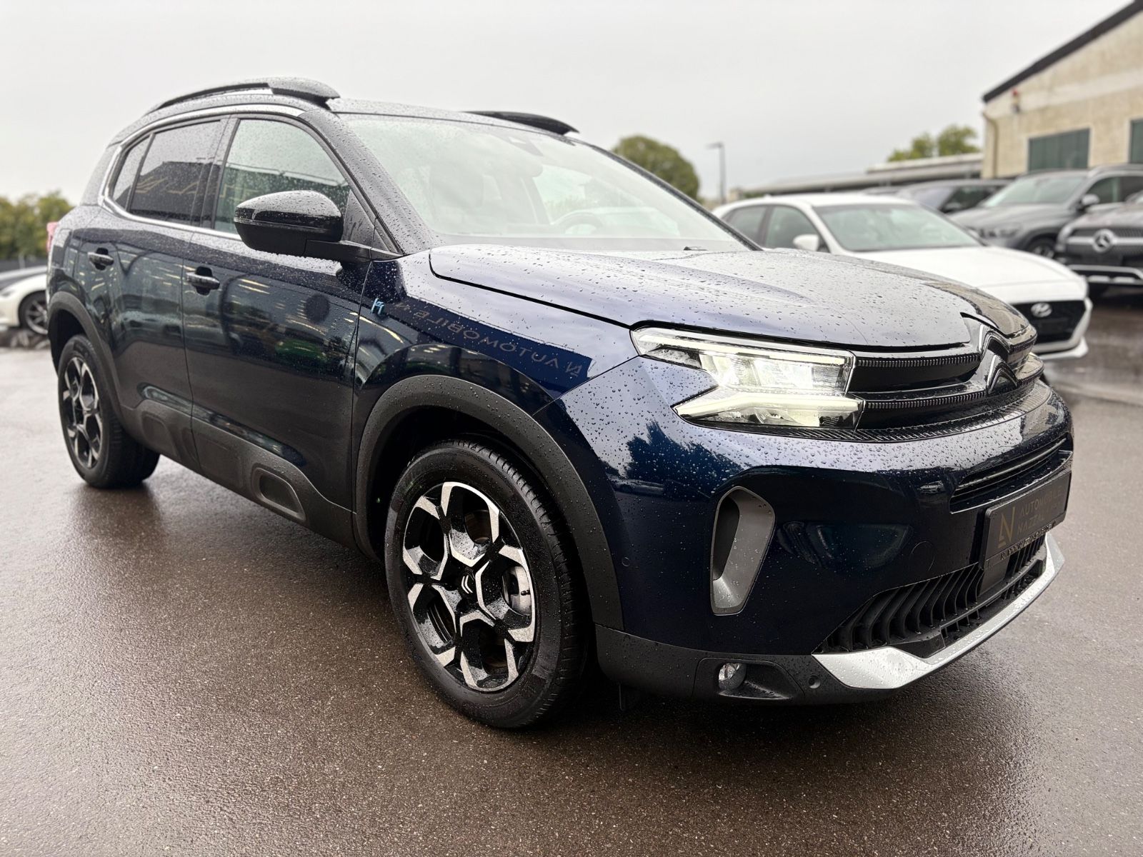 Fahrzeugabbildung Citroën C5 AIRCROSS HYBRID EAT8 PLUS*VOLL-LED*VIRTUELL *