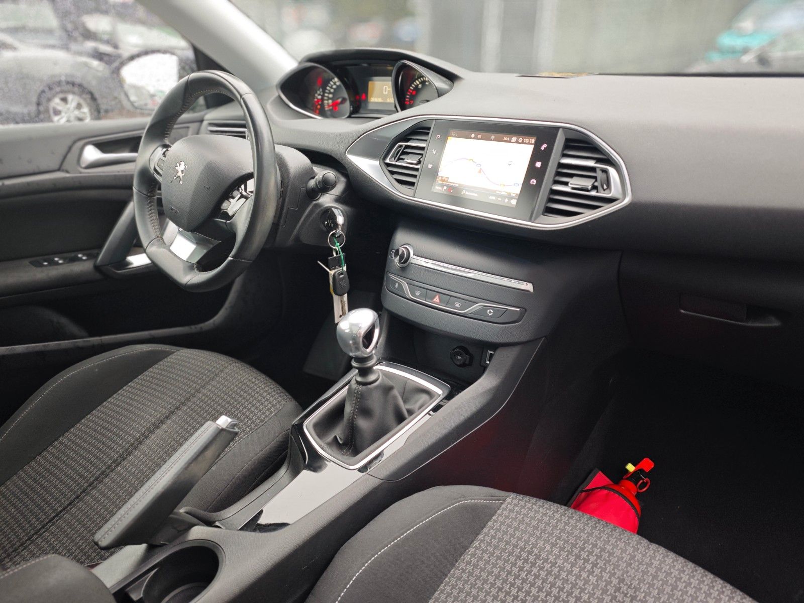 Fahrzeugabbildung Peugeot 308*PANORAMA* NAVI*PDC*FACELIFT*KLIMAAUTOMATIK*