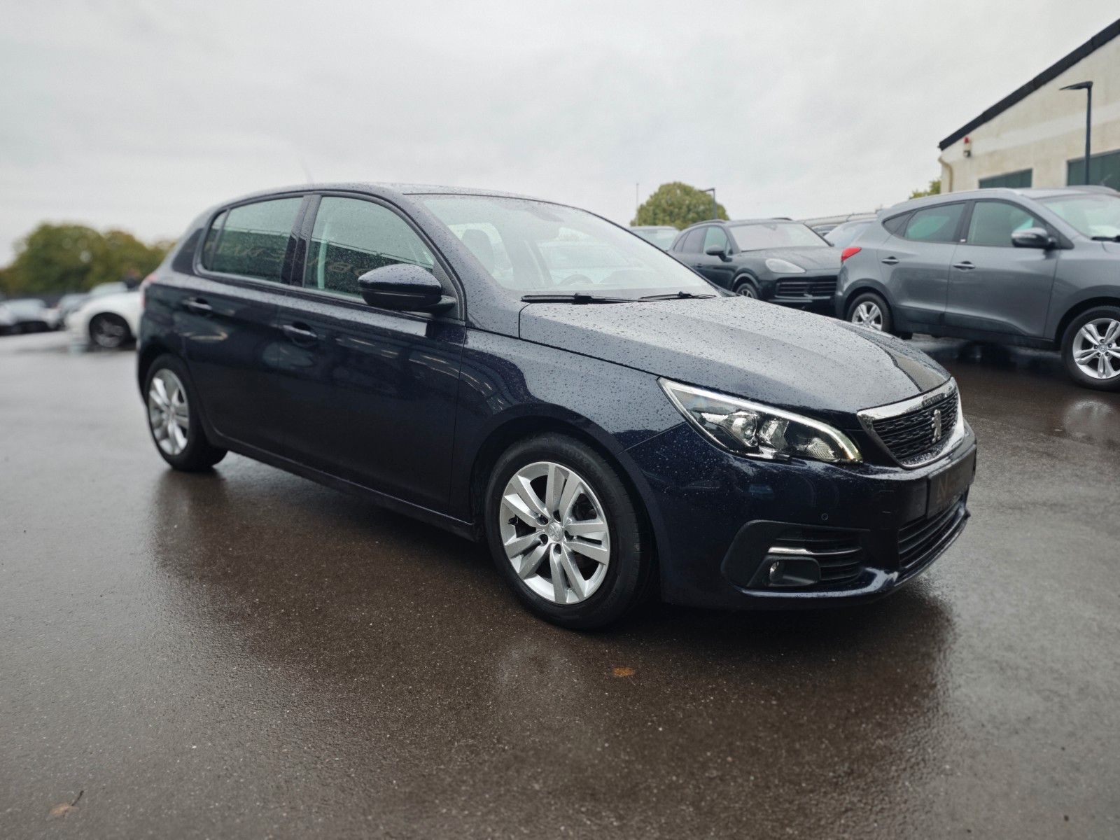 Fahrzeugabbildung Peugeot 308*PANORAMA* NAVI*PDC*FACELIFT*KLIMAAUTOMATIK*