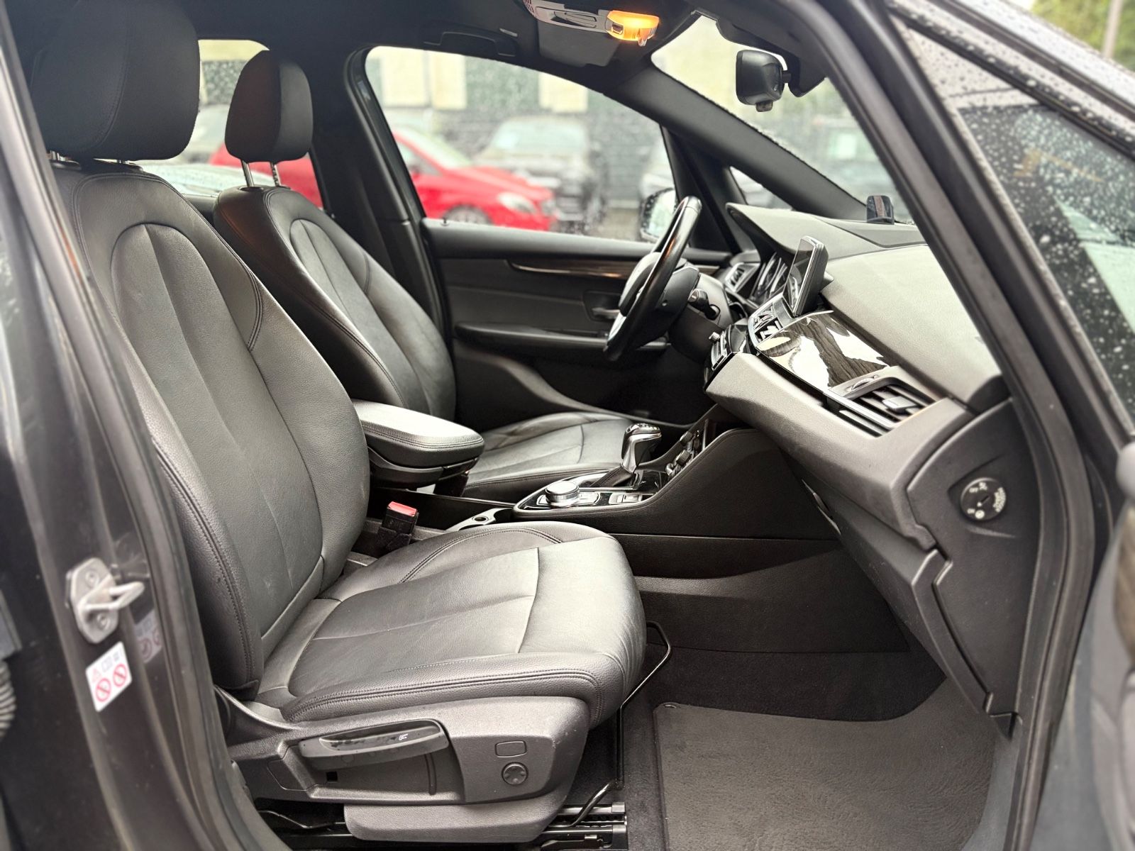 Fahrzeugabbildung BMW 225 XE ACTIVE TOURER ADVANTAGE *NAVI*KAMERA*