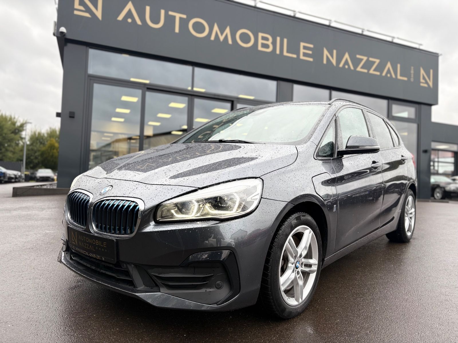 Fahrzeugabbildung BMW 225 XE ACTIVE TOURER ADVANTAGE *NAVI*KAMERA*