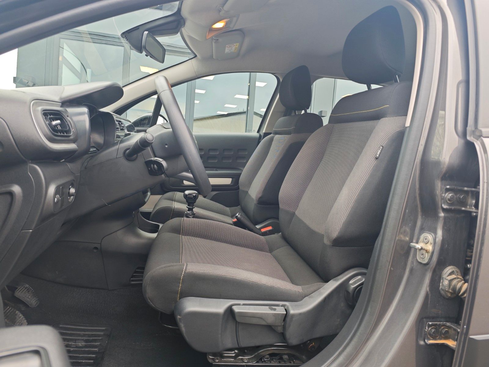 Fahrzeugabbildung Citroën C3 BLUE HDI  STOP&START MAX*LED*1.HAND*