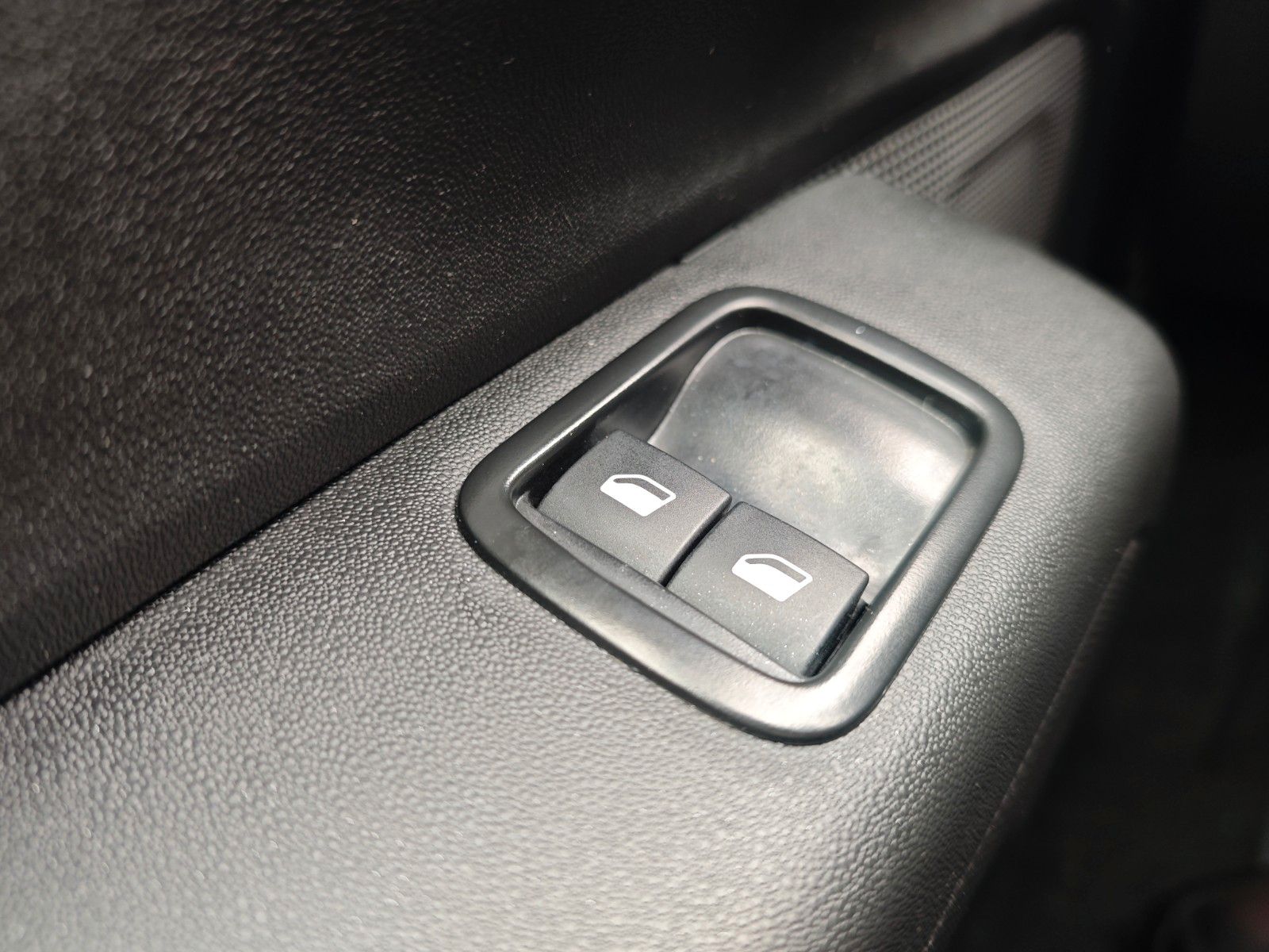 Fahrzeugabbildung Citroën C3 BLUE HDI  STOP&START MAX*LED*1.HAND*