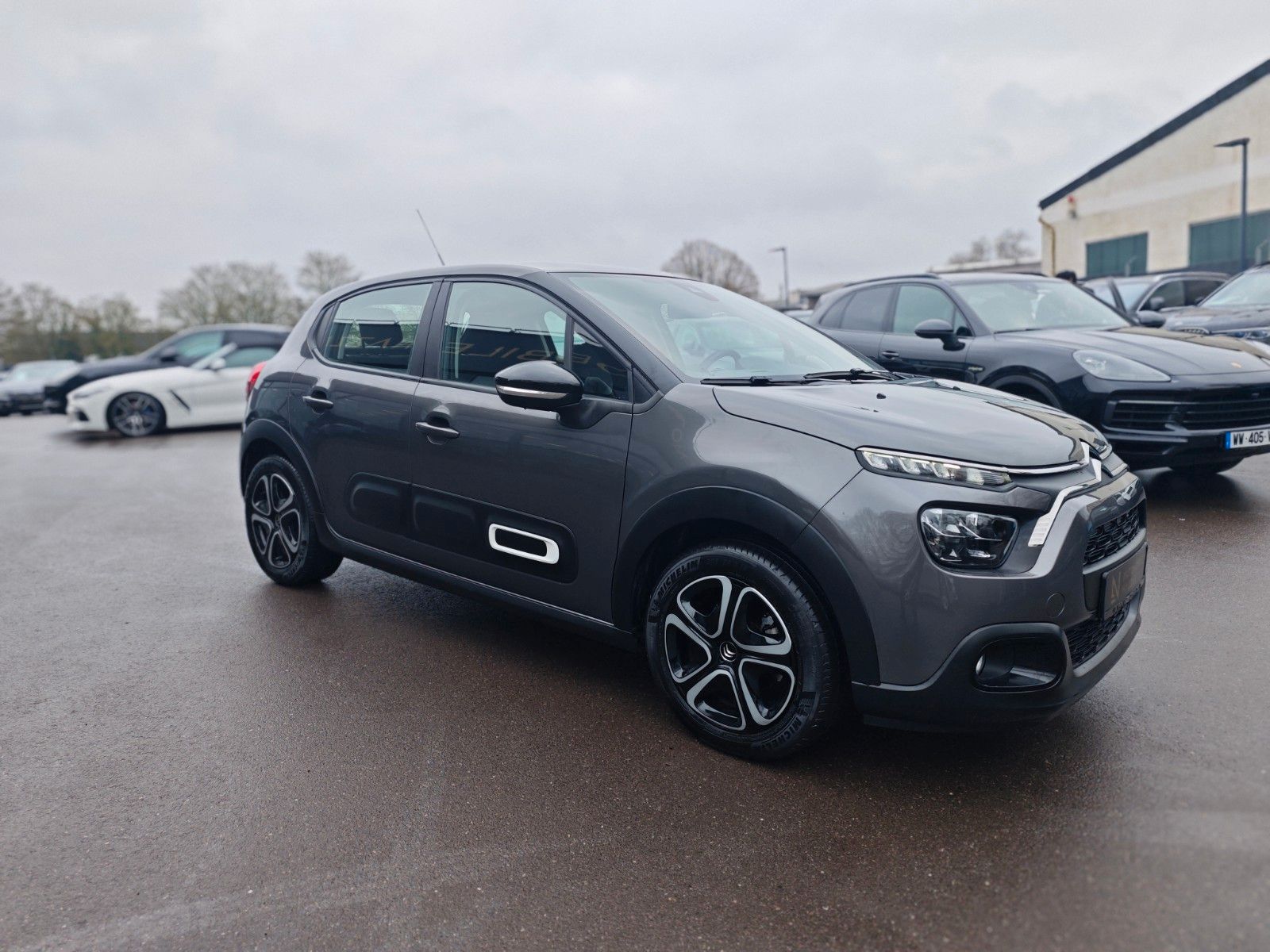 Fahrzeugabbildung Citroën C3 BLUE HDI  STOP&START MAX*LED*1.HAND*