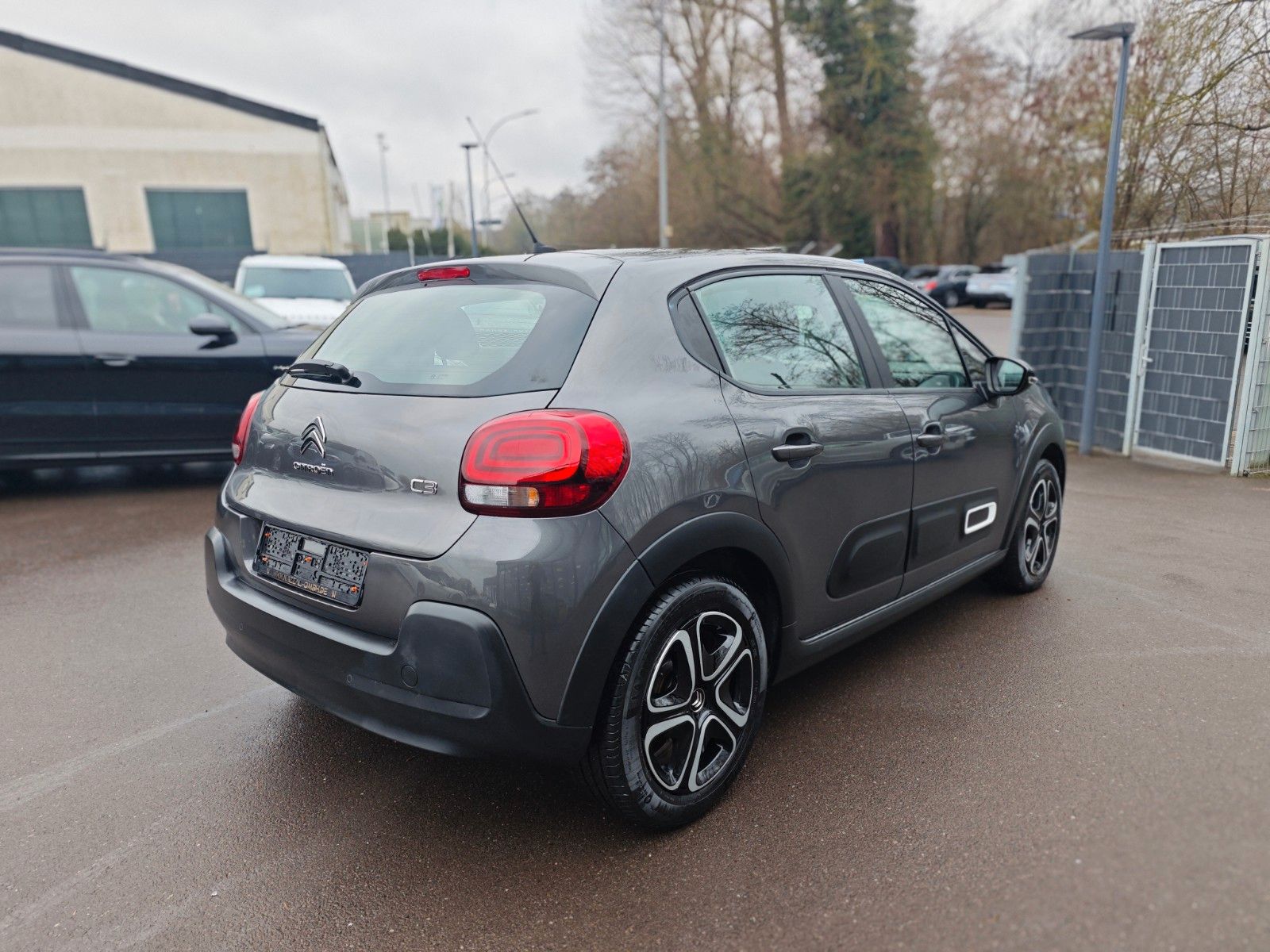 Fahrzeugabbildung Citroën C3 BLUE HDI  STOP&START MAX*LED*1.HAND*