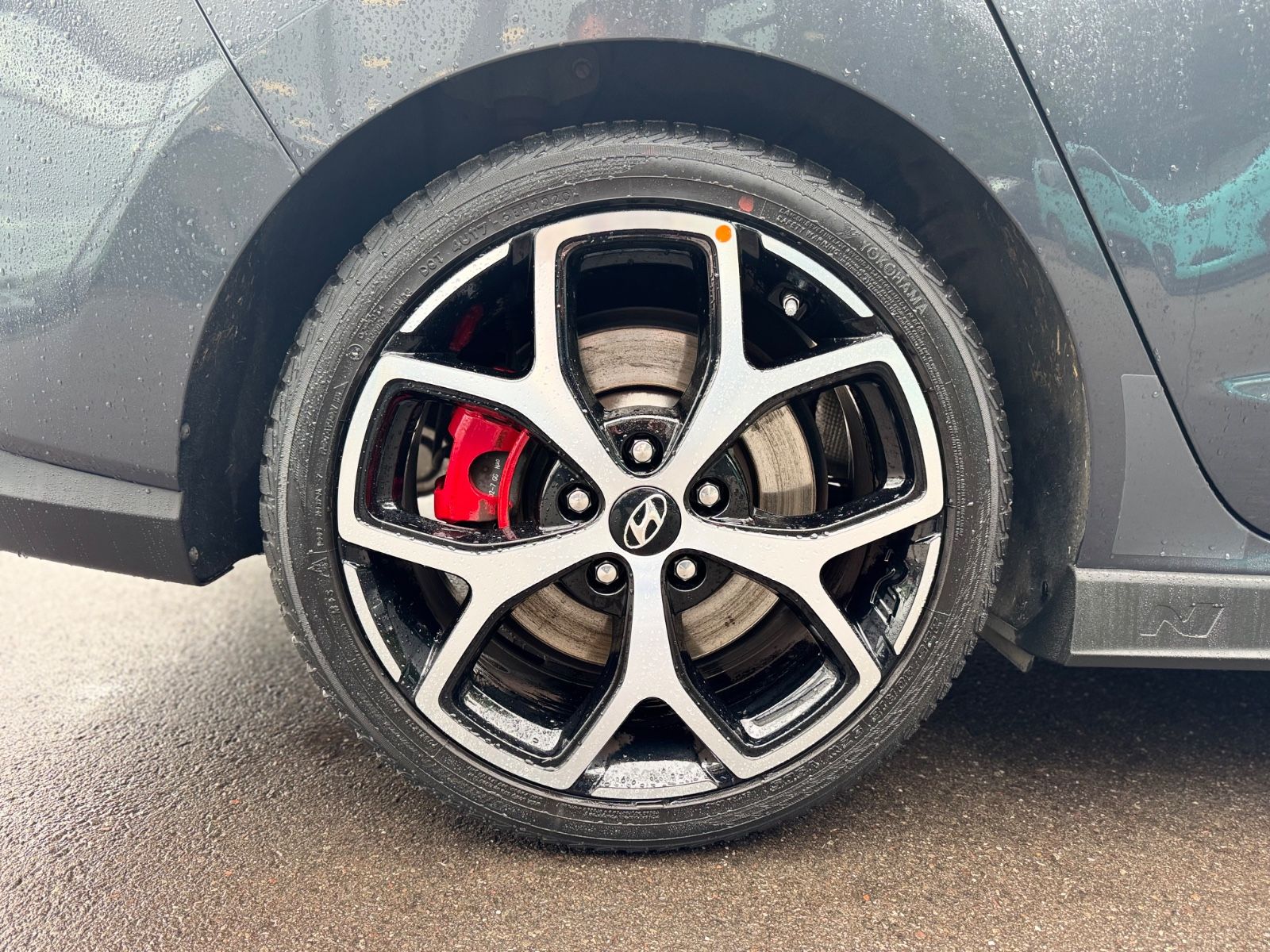 Fahrzeugabbildung Hyundai i30N FASTBACK*PERFORMANCE*AUT*LED*PANORAMA*TOP