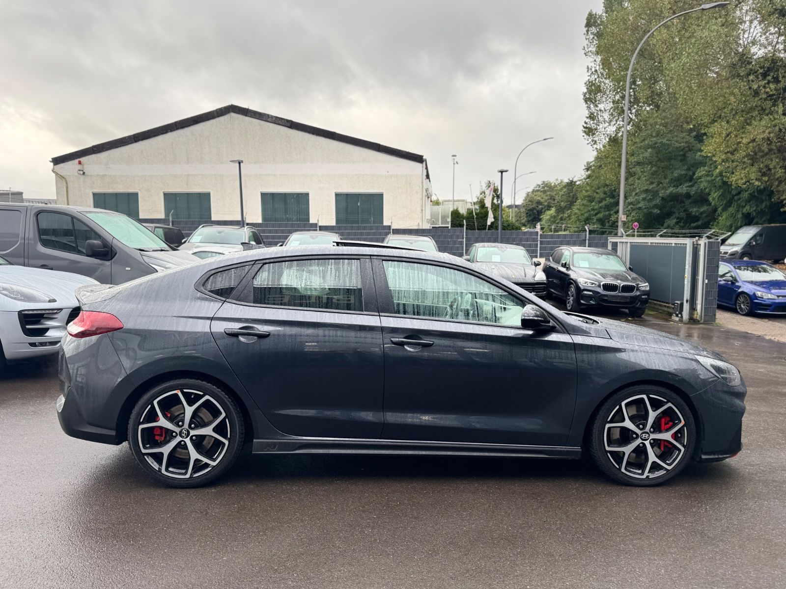 Fahrzeugabbildung Hyundai i30N FASTBACK*PERFORMANCE*AUT*LED*PANORAMA*TOP
