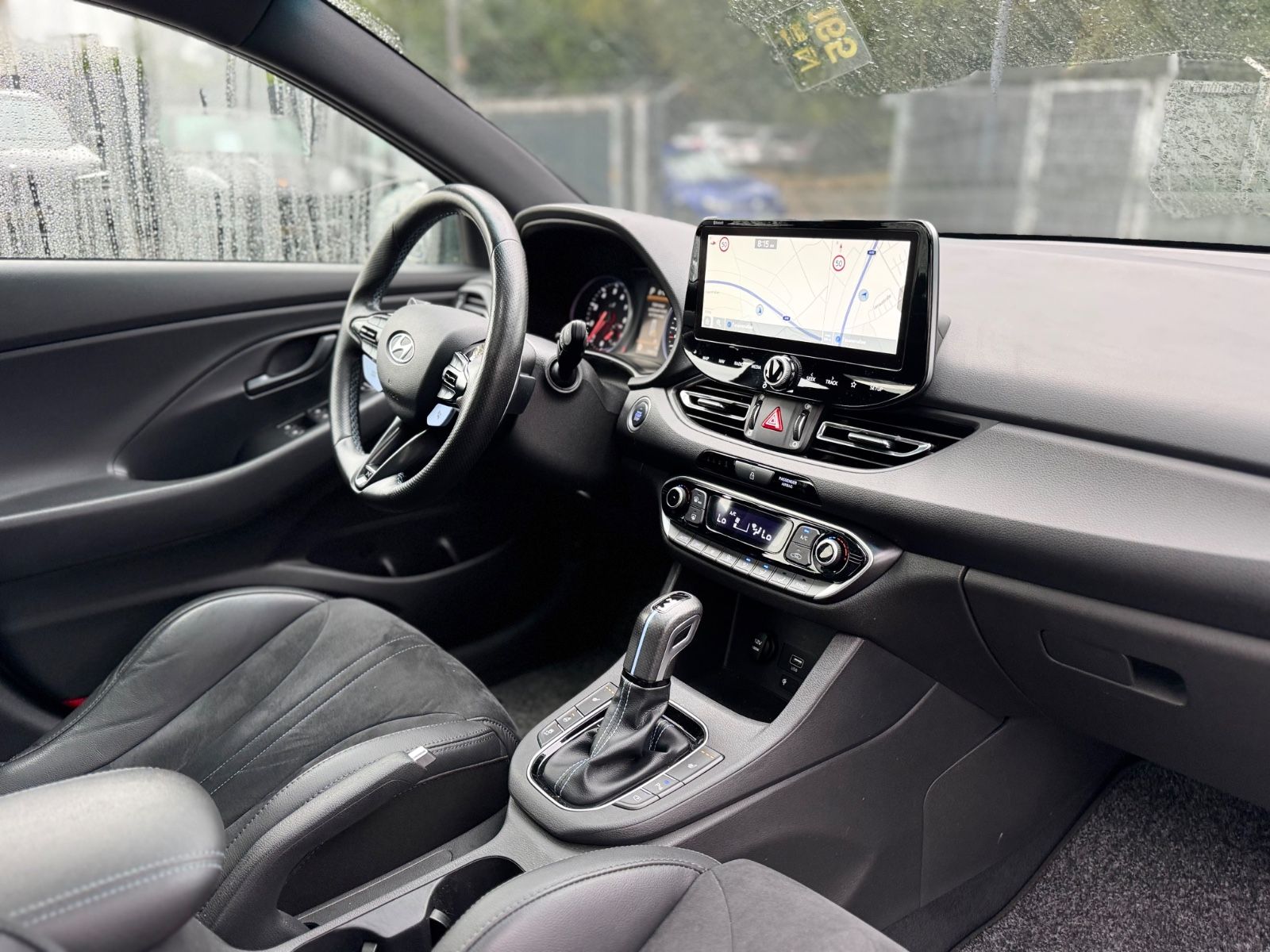 Fahrzeugabbildung Hyundai i30N FASTBACK*PERFORMANCE*AUT*LED*PANORAMA*TOP