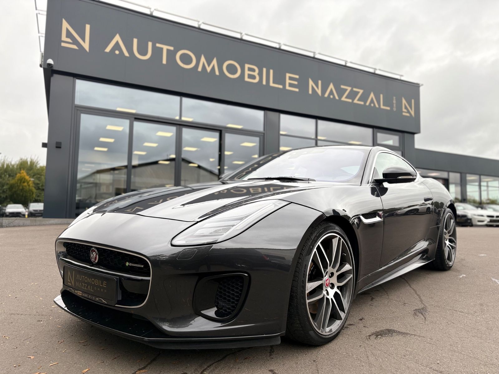 Fahrzeugabbildung Jaguar F-TYPE COUPE R-DYNAMIC*AUT*LEDER-BRAUN*LED*TOP