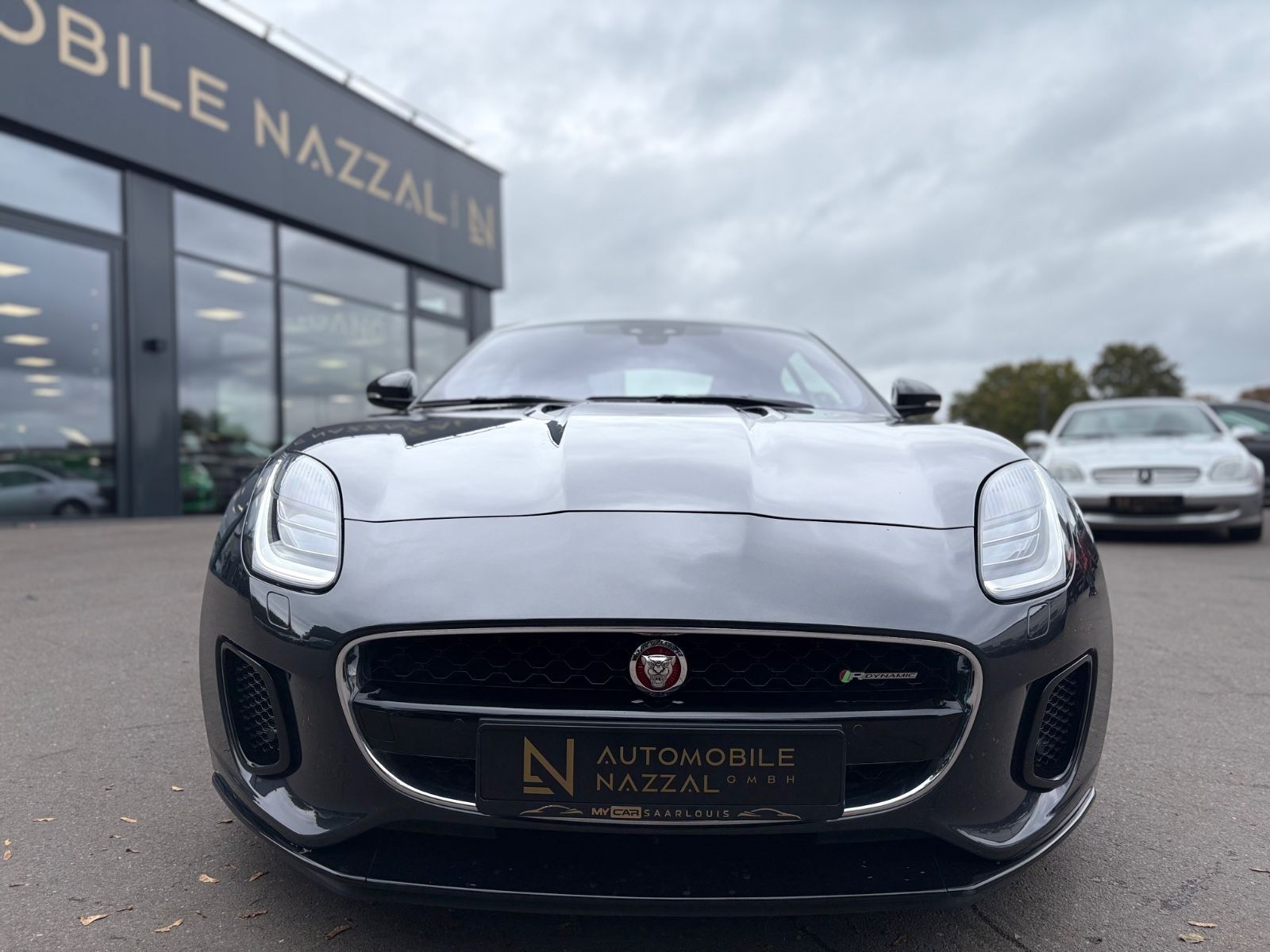 Fahrzeugabbildung Jaguar F-TYPE COUPE R-DYNAMIC*AUT*LEDER-BRAUN*LED*TOP
