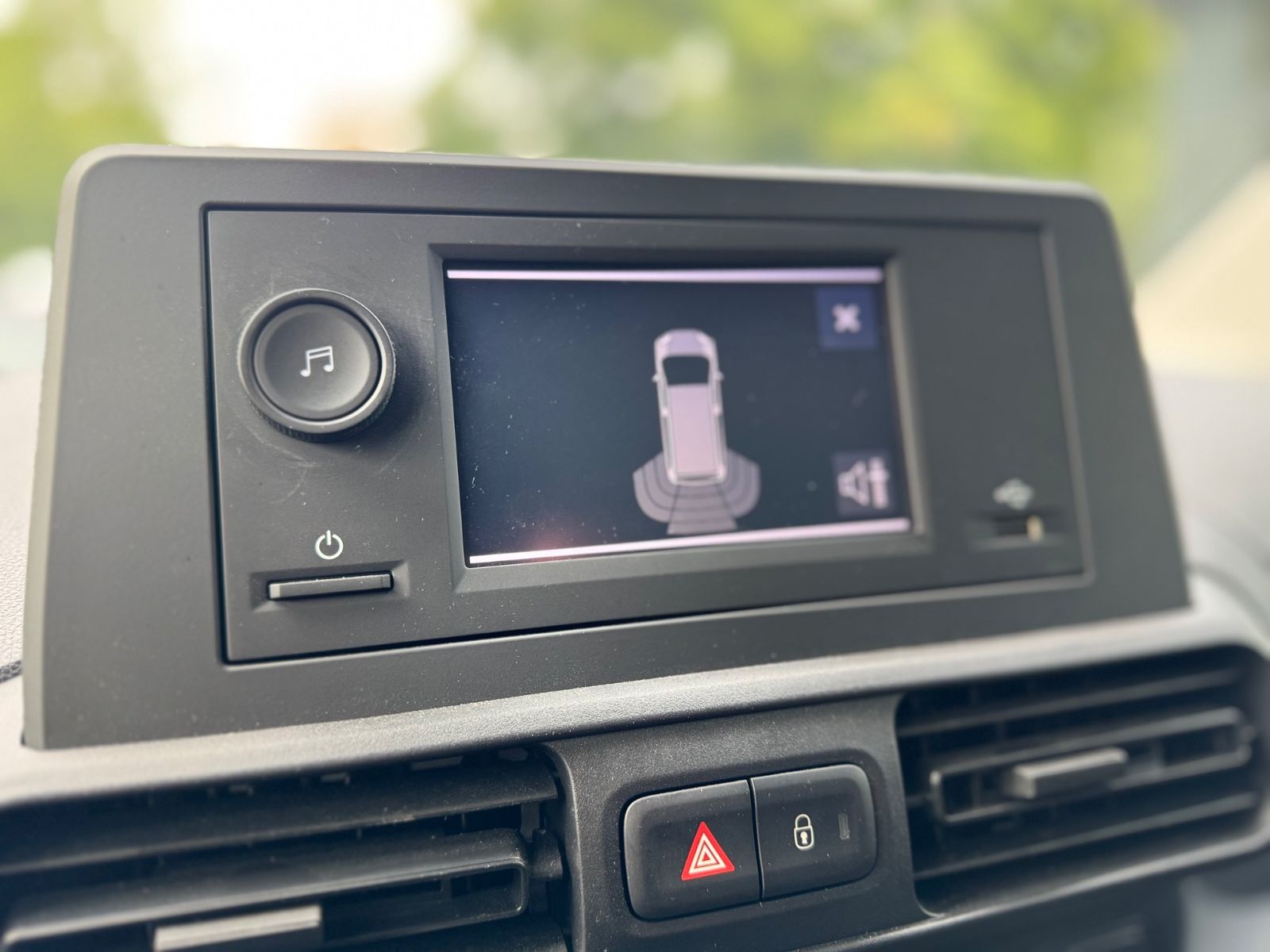 Fahrzeugabbildung Peugeot PARTNER PREMIUM L2*KLIMA*R-KAMERA*5.100KM*