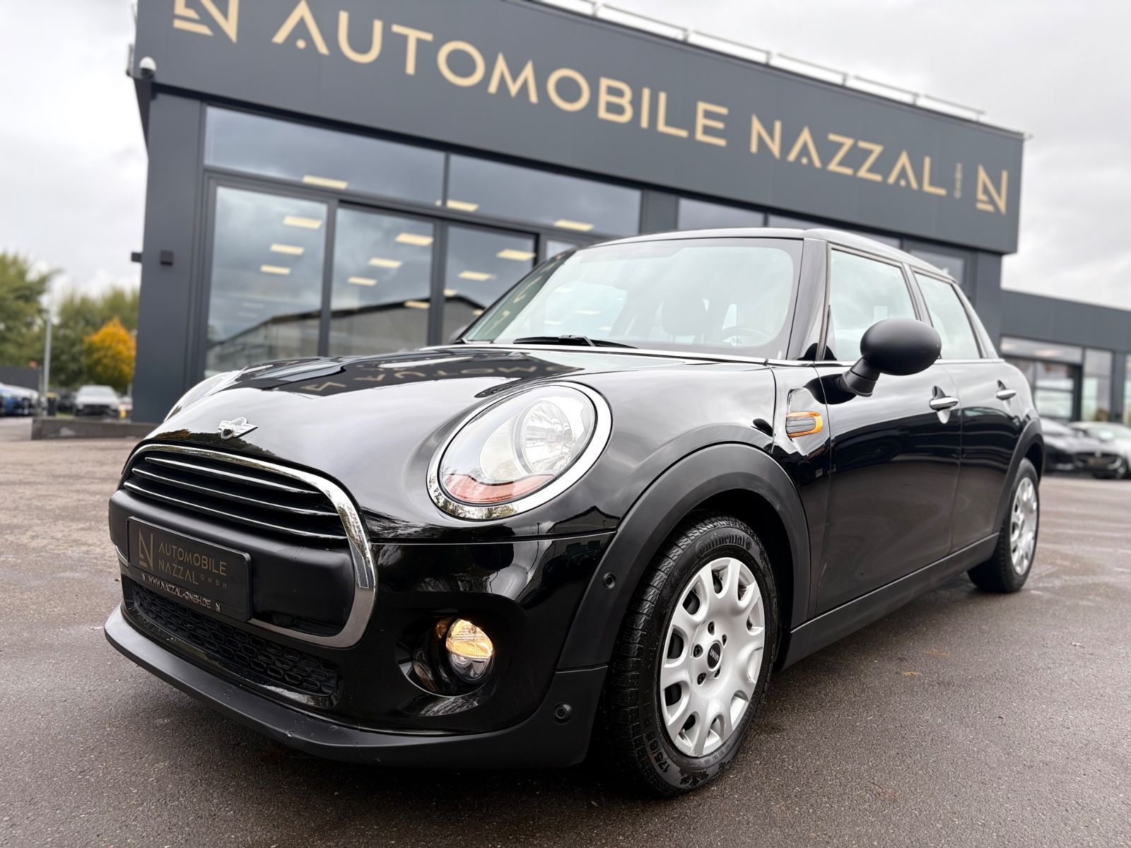 Fahrzeugabbildung MINI ONE*NAVI*KLIMA*PDC*SHZ*5TÜRIG*TOP