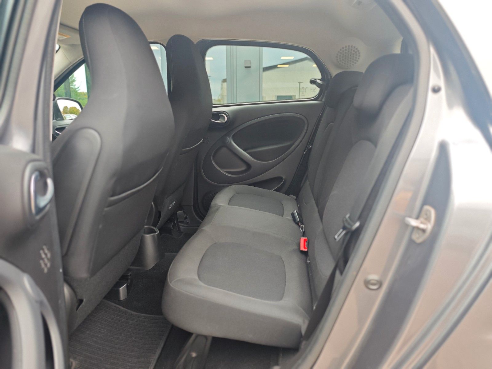 Fahrzeugabbildung Smart FORFOUR*AUT*PASSION*NAVI*PDC*LED*TOP