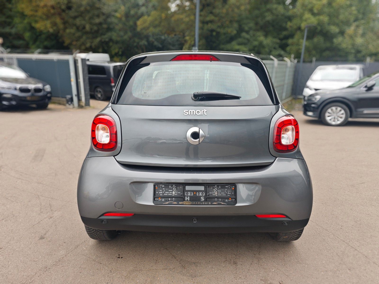 Fahrzeugabbildung Smart FORFOUR*AUT*PASSION*NAVI*PDC*LED*TOP