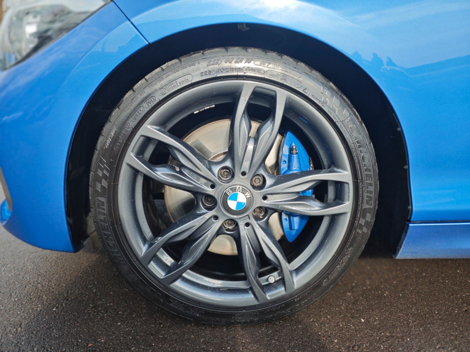 Fahrzeugabbildung BMW M140i SPECIAL EDITION*FACELIFT*SHZ*LED*CARPLAY*
