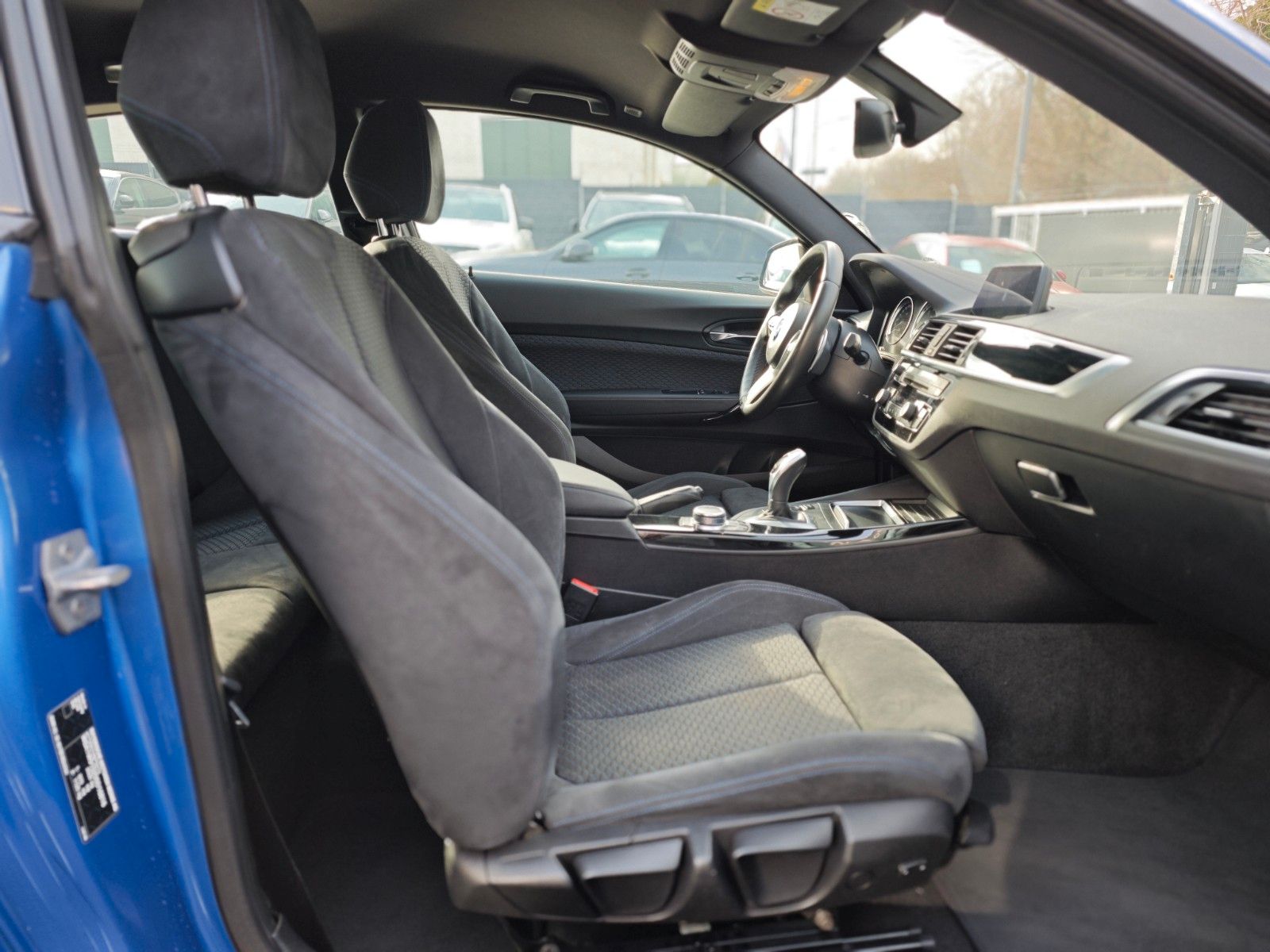 Fahrzeugabbildung BMW M140i SPECIAL EDITION*FACELIFT*SHZ*LED*CARPLAY*