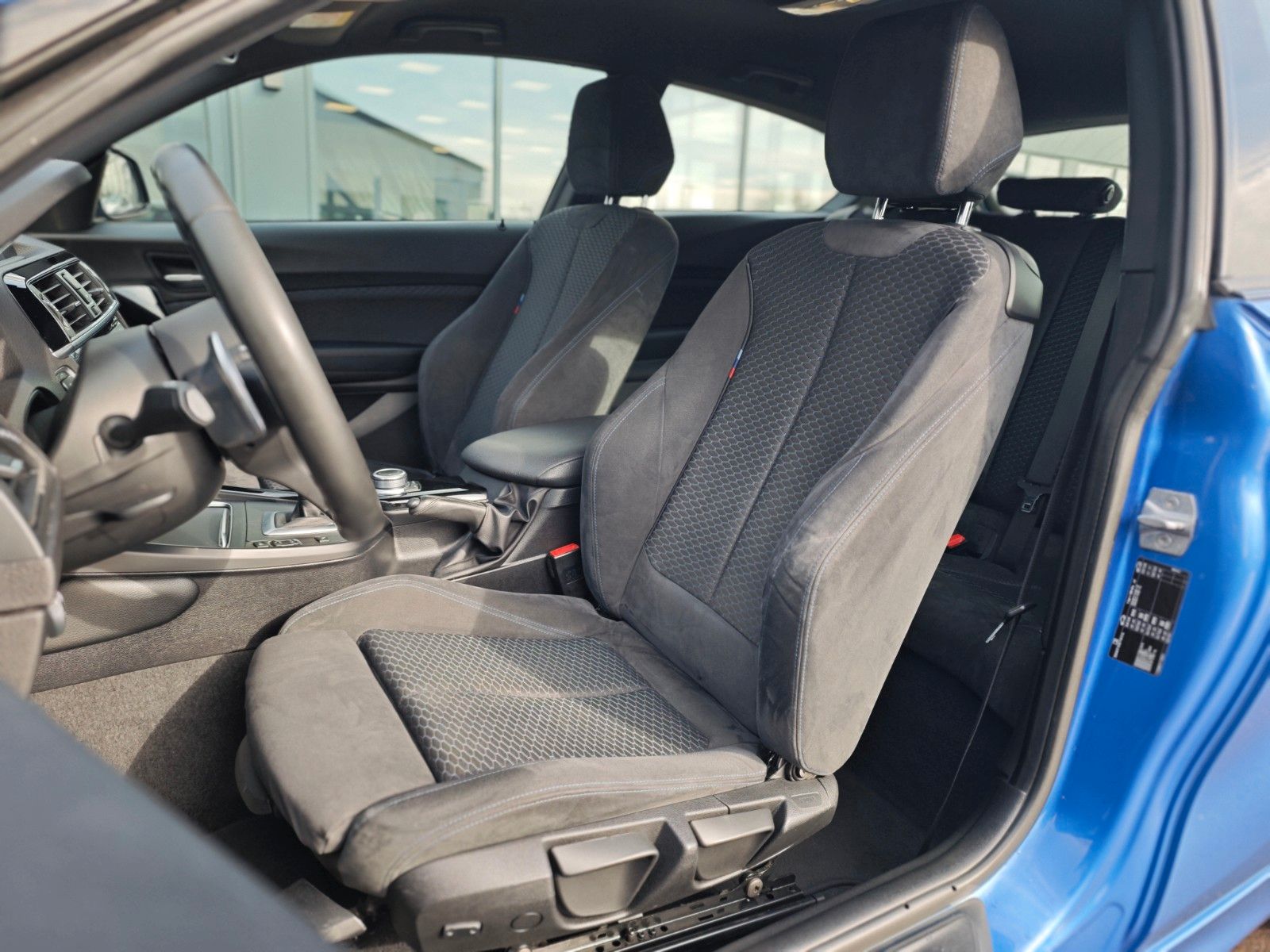 Fahrzeugabbildung BMW M140i SPECIAL EDITION*FACELIFT*SHZ*LED*CARPLAY*