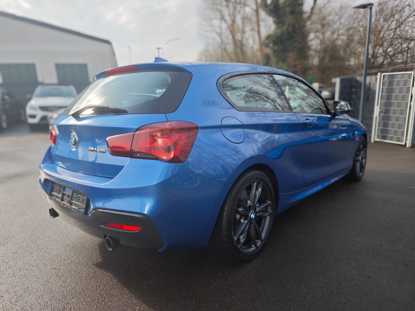 Fahrzeugabbildung BMW M140i SPECIAL EDITION*FACELIFT*SHZ*LED*CARPLAY*