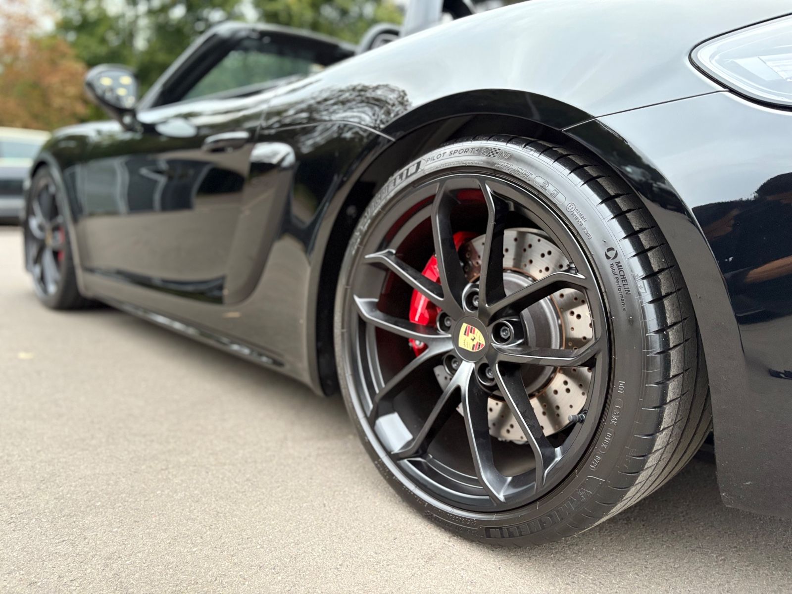 Fahrzeugabbildung Porsche 718 BOXTER SPYDER *1.HAND*SCHALENSITZE/CARBON*