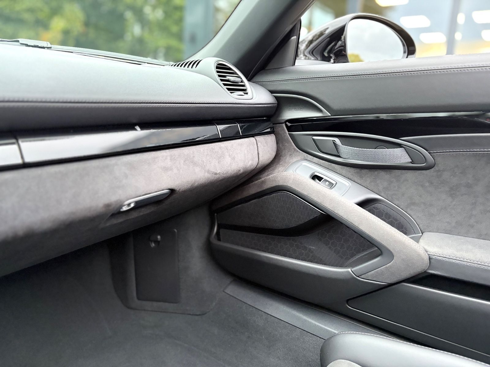Fahrzeugabbildung Porsche 718 BOXTER SPYDER *1.HAND*SCHALENSITZE/CARBON*