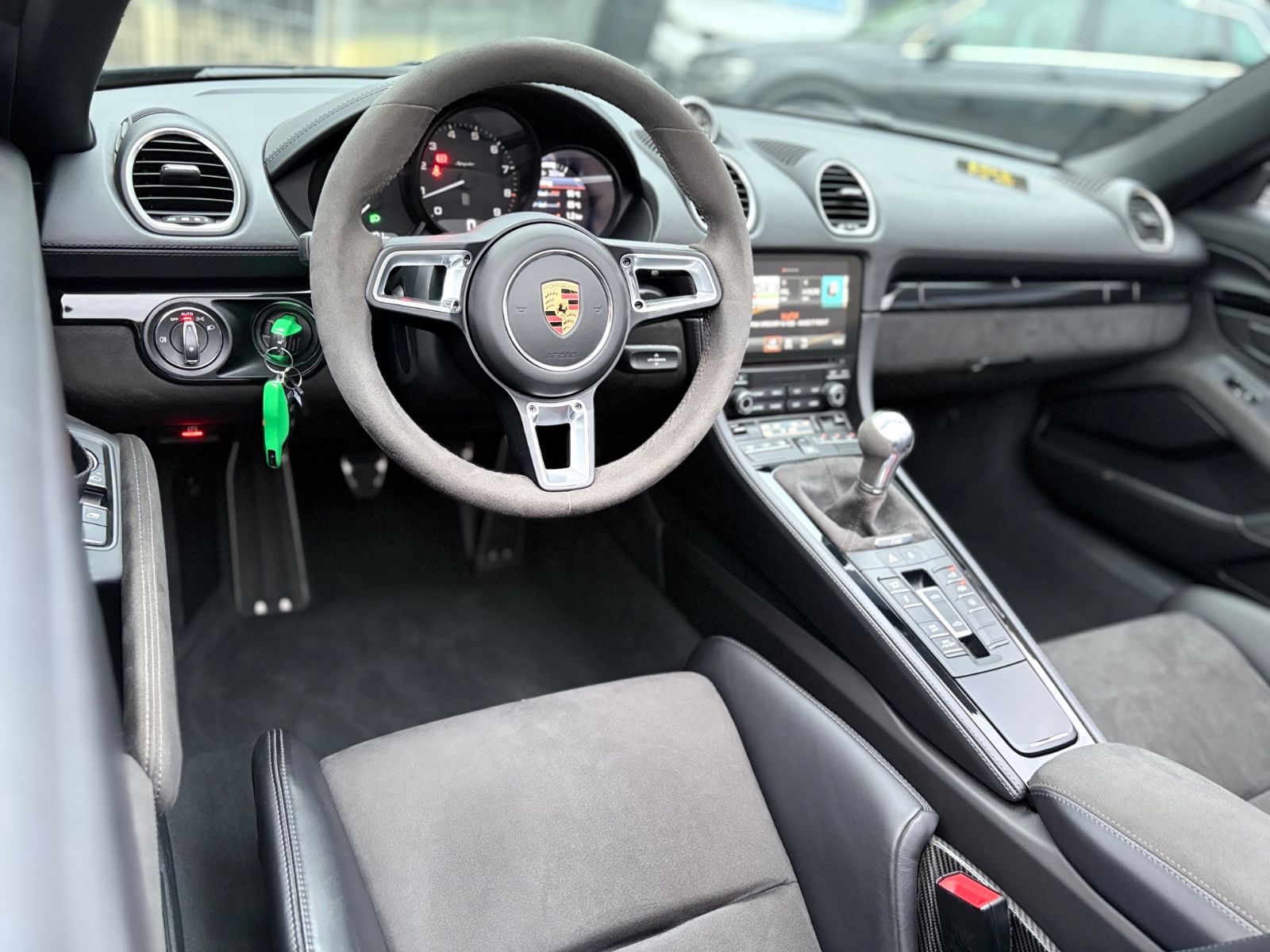 Fahrzeugabbildung Porsche 718 BOXTER SPYDER *1.HAND*SCHALENSITZE/CARBON*