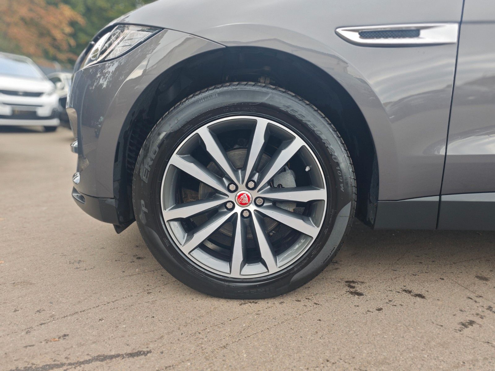 Fahrzeugabbildung Jaguar F-PACE AWD*SPORT*PANORAMA*LED*MERIDIAN*EL.AHK*
