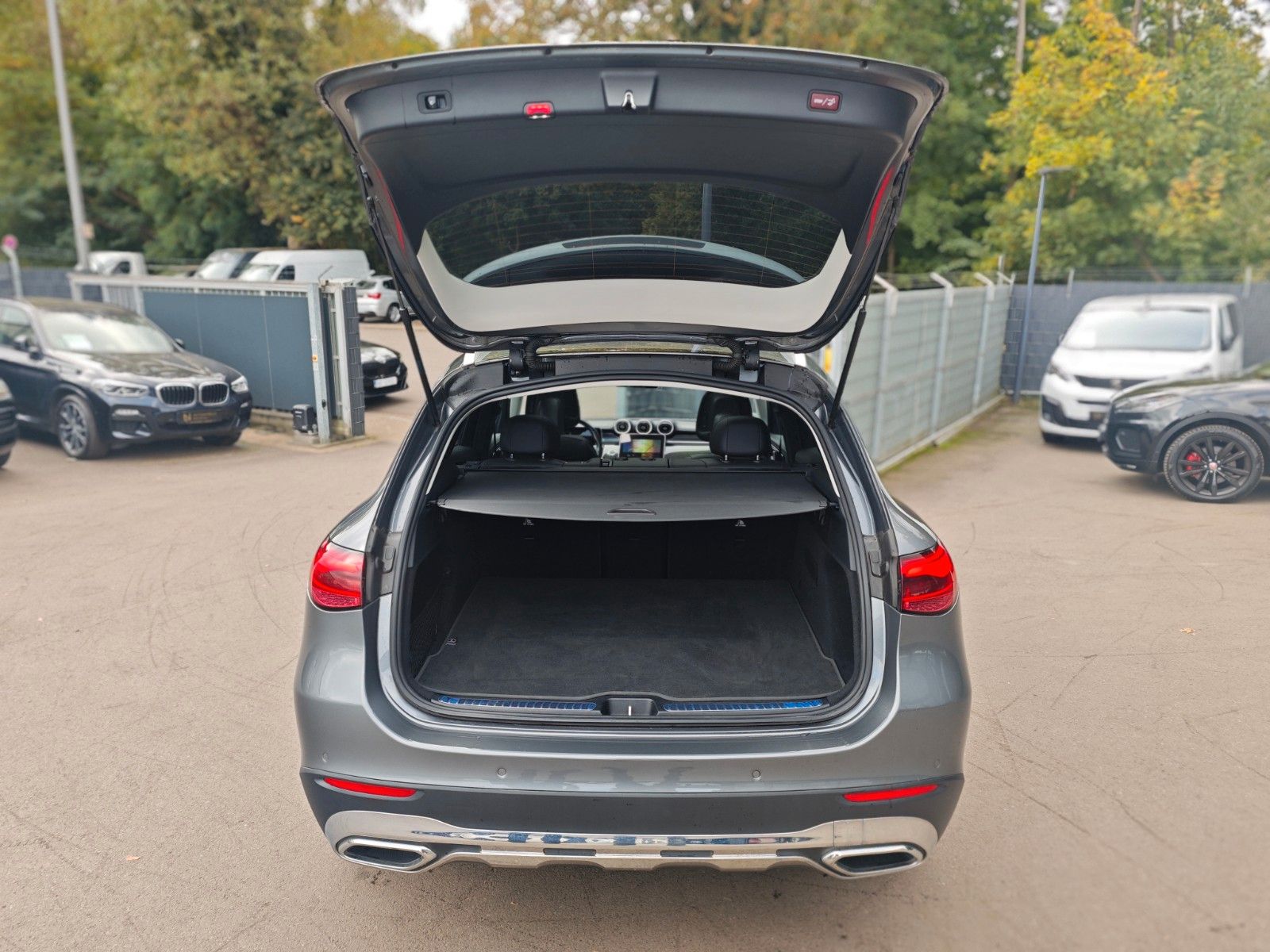 Fahrzeugabbildung Mercedes-Benz GLC 200*NEUES MODEL*ADVANCED+*PANORAMA*