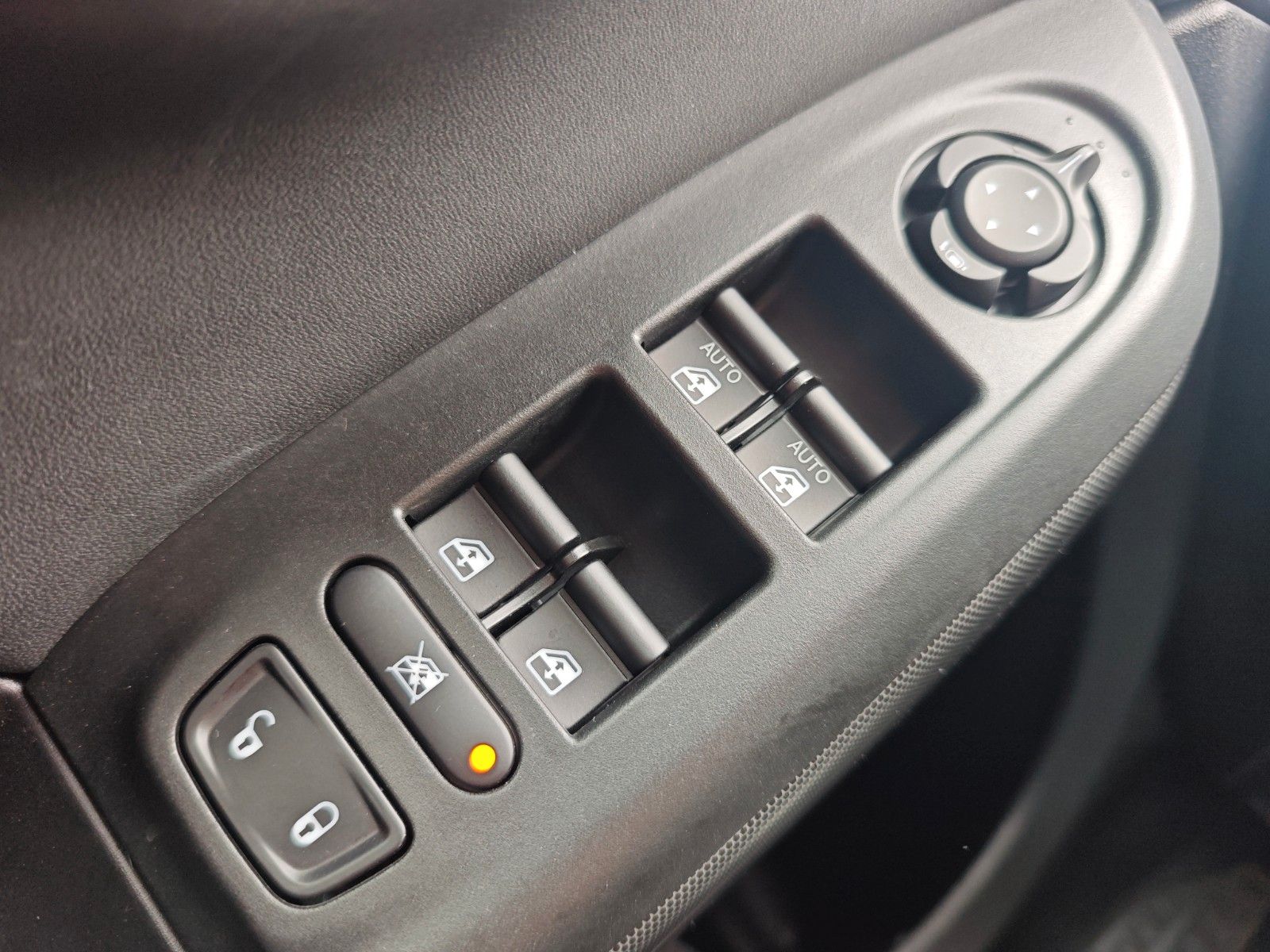 Fahrzeugabbildung Fiat 500X*APPLE CAR*NAVI*LED*SHZ*KAMERA*TOP*