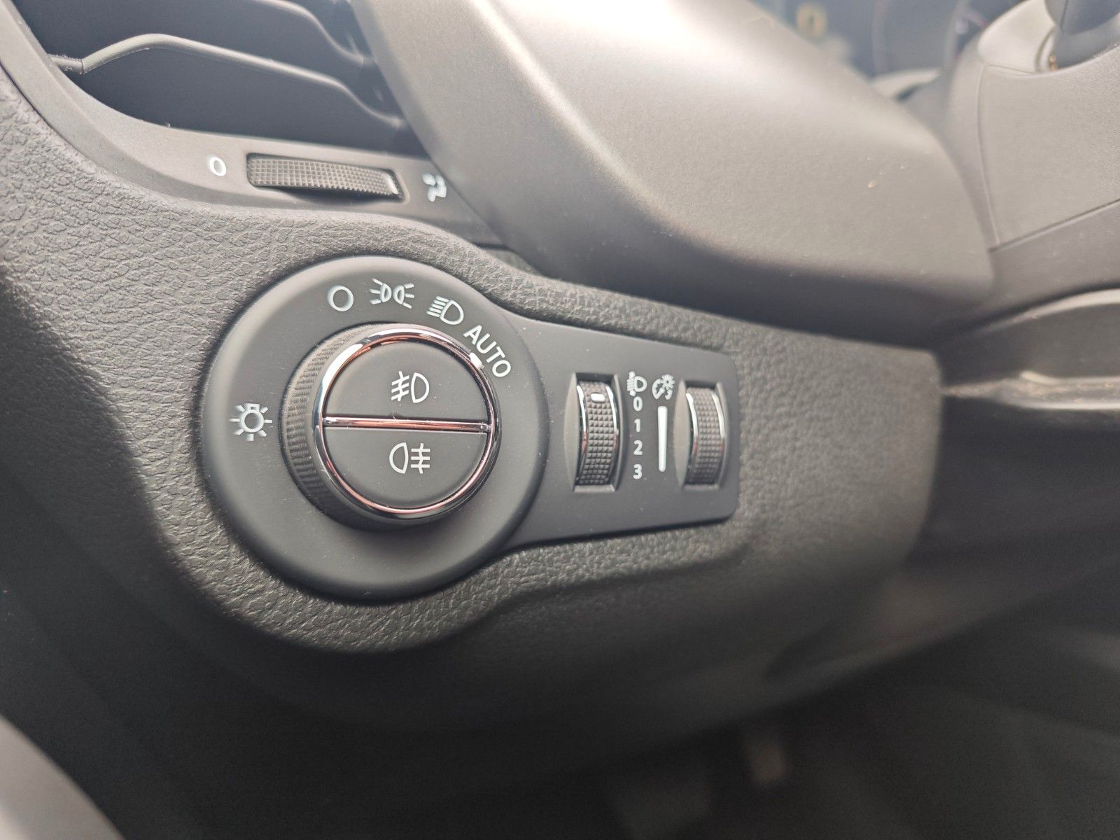Fahrzeugabbildung Fiat 500X*APPLE CAR*NAVI*LED*SHZ*KAMERA*TOP*