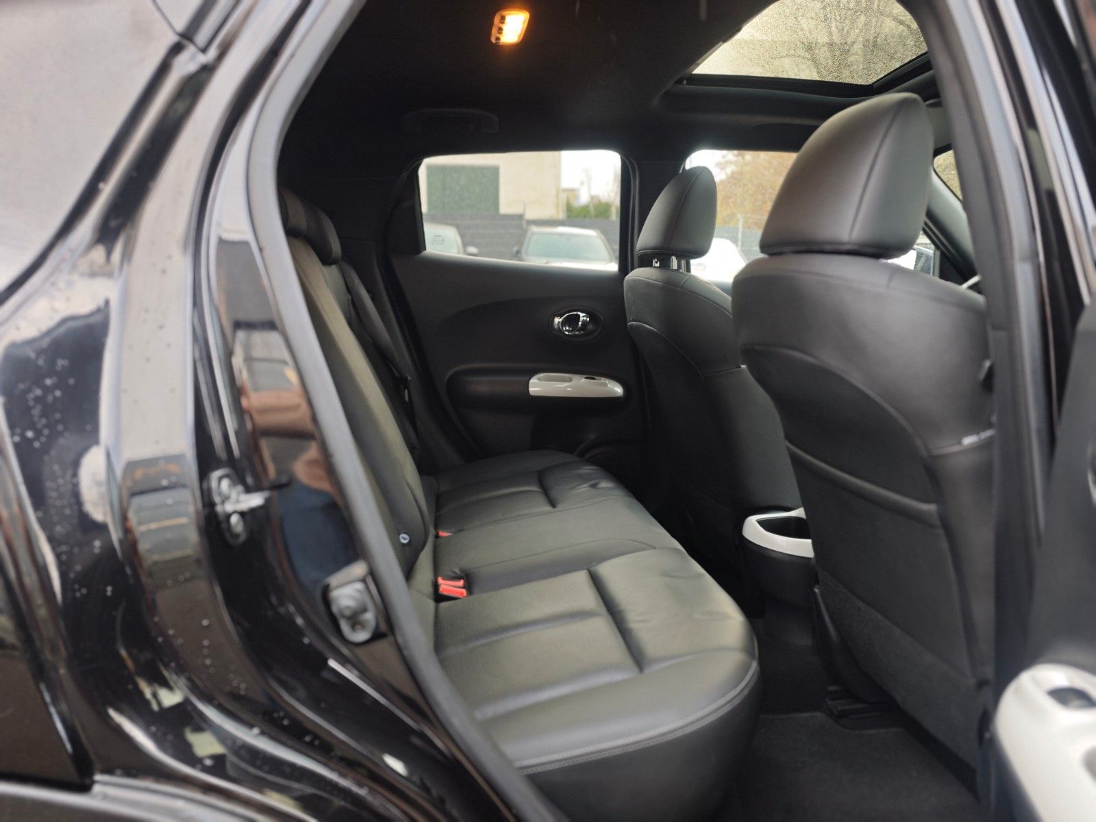 Fahrzeugabbildung Nissan JUKE SPORT DESIGN*AUT*LEDER*360 GRAD KAMERA*PANO