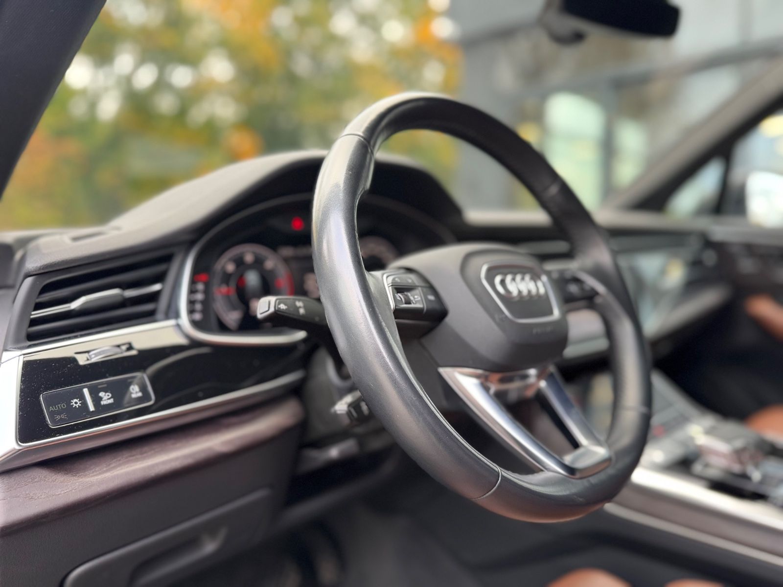 Fahrzeugabbildung Audi Q7 50 TDI*QUATTRO*SPORTPAKET*LUFT*LED*VIRTUELL*