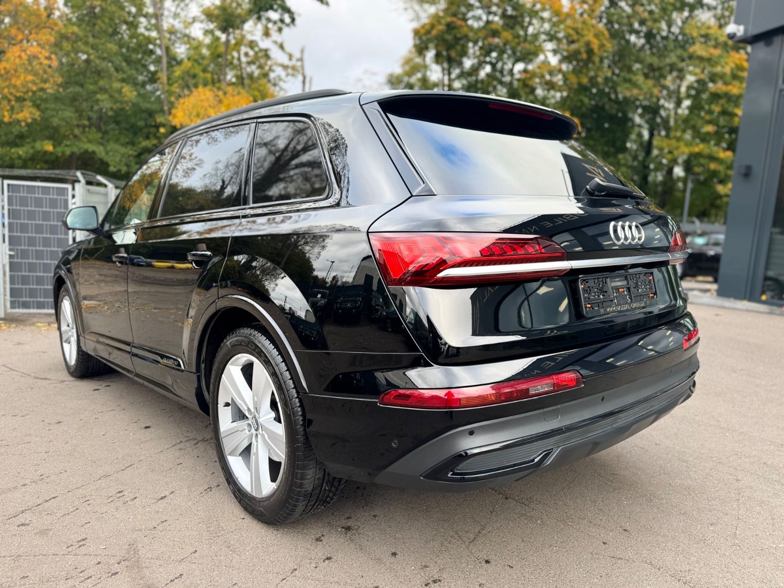 Fahrzeugabbildung Audi Q7 50 TDI*QUATTRO*SPORTPAKET*LUFT*LED*VIRTUELL*