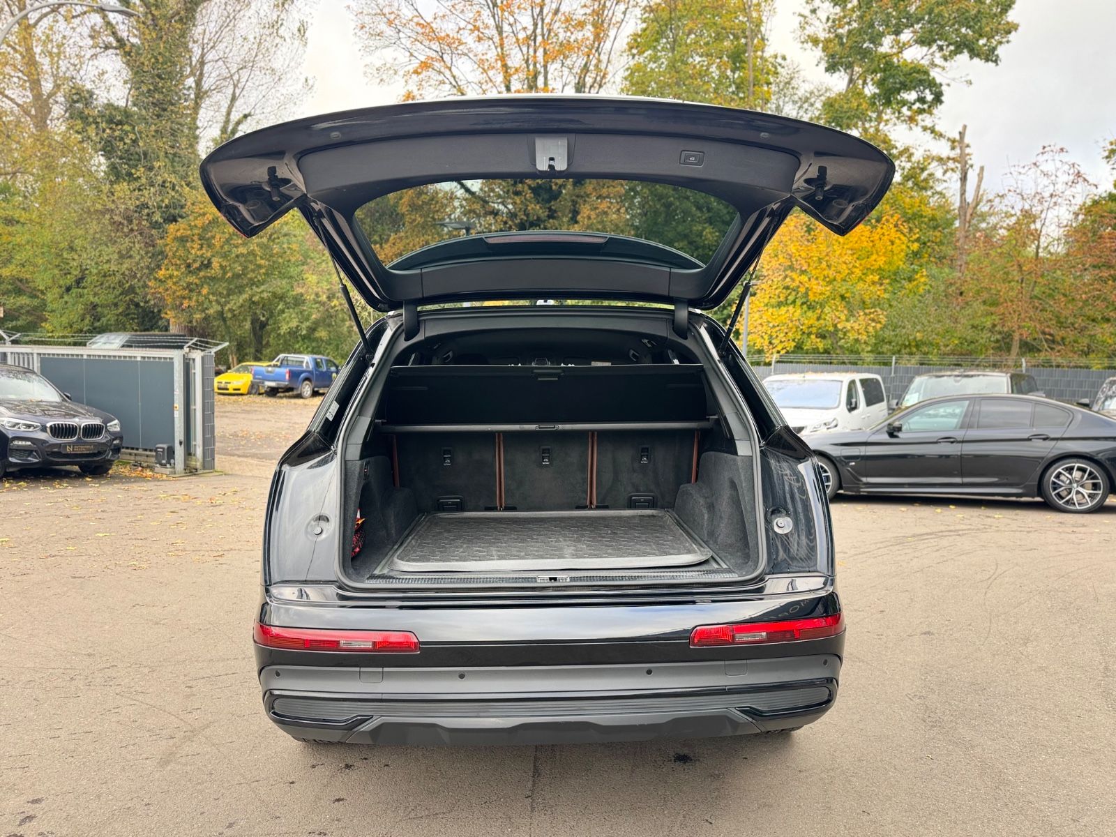 Fahrzeugabbildung Audi Q7 50 TDI*QUATTRO*SPORTPAKET*LUFT*LED*VIRTUELL*