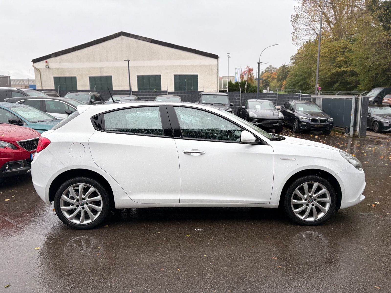 Fahrzeugabbildung Alfa Romeo GIULIETTA SUPER*PANORAMA*KLIMAAUT.*NAVI*