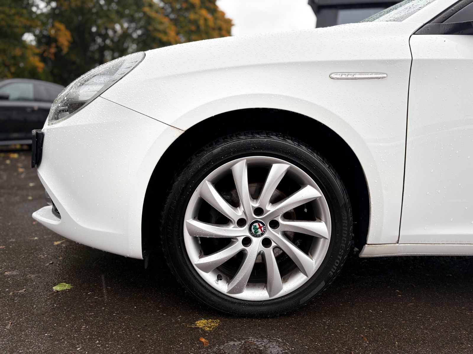 Fahrzeugabbildung Alfa Romeo GIULIETTA SUPER*PANORAMA*KLIMAAUT.*NAVI*