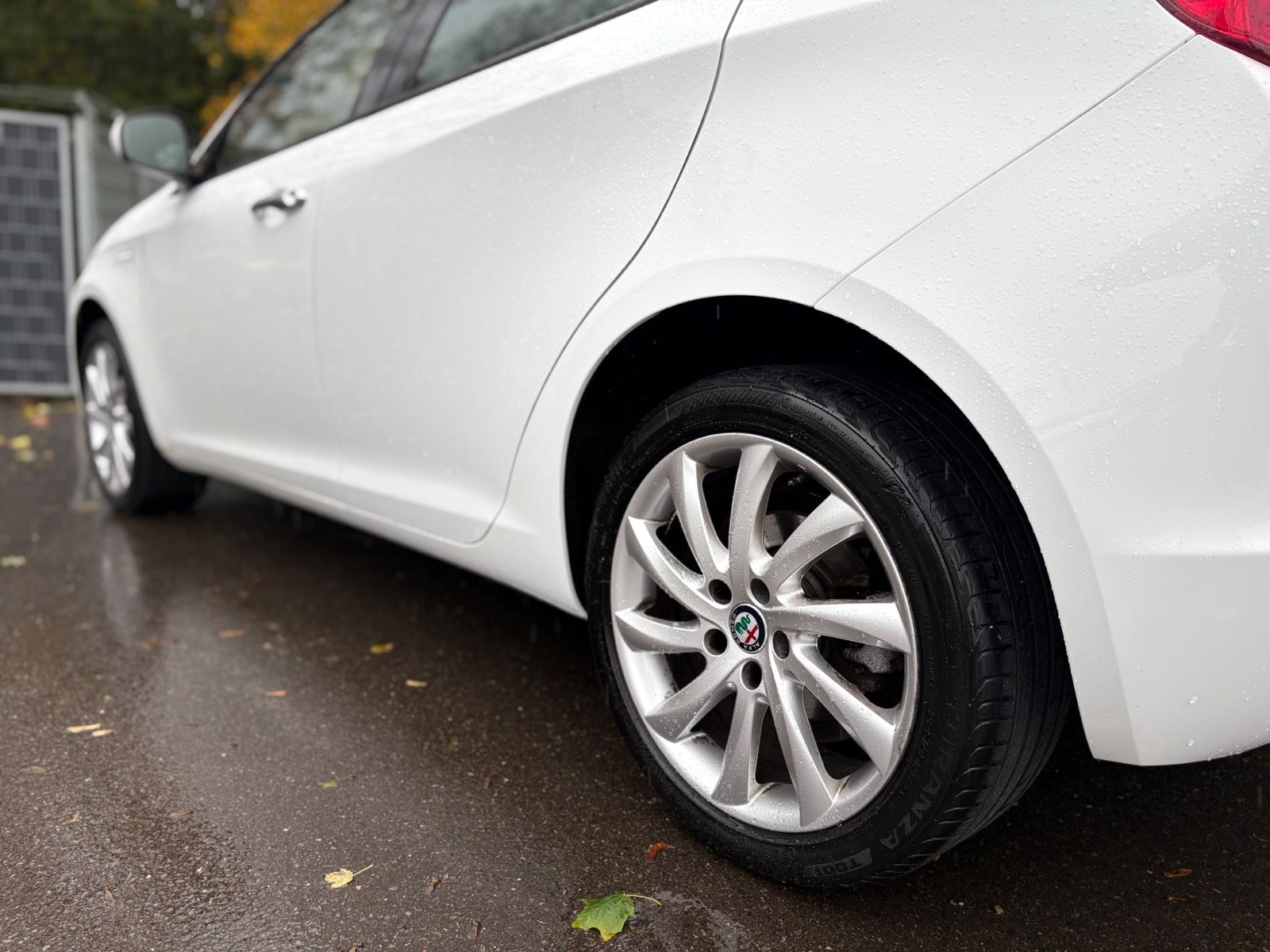 Fahrzeugabbildung Alfa Romeo GIULIETTA SUPER*PANORAMA*KLIMAAUT.*NAVI*