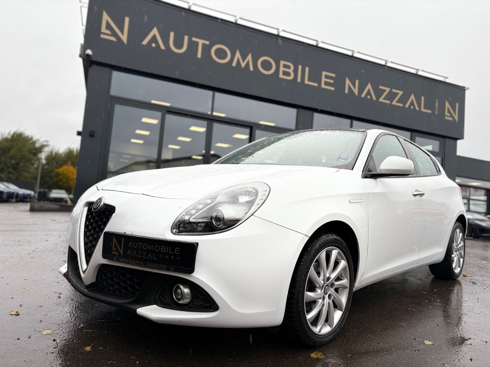 Fahrzeugabbildung Alfa Romeo GIULIETTA SUPER*PANORAMA*KLIMAAUT.*NAVI*