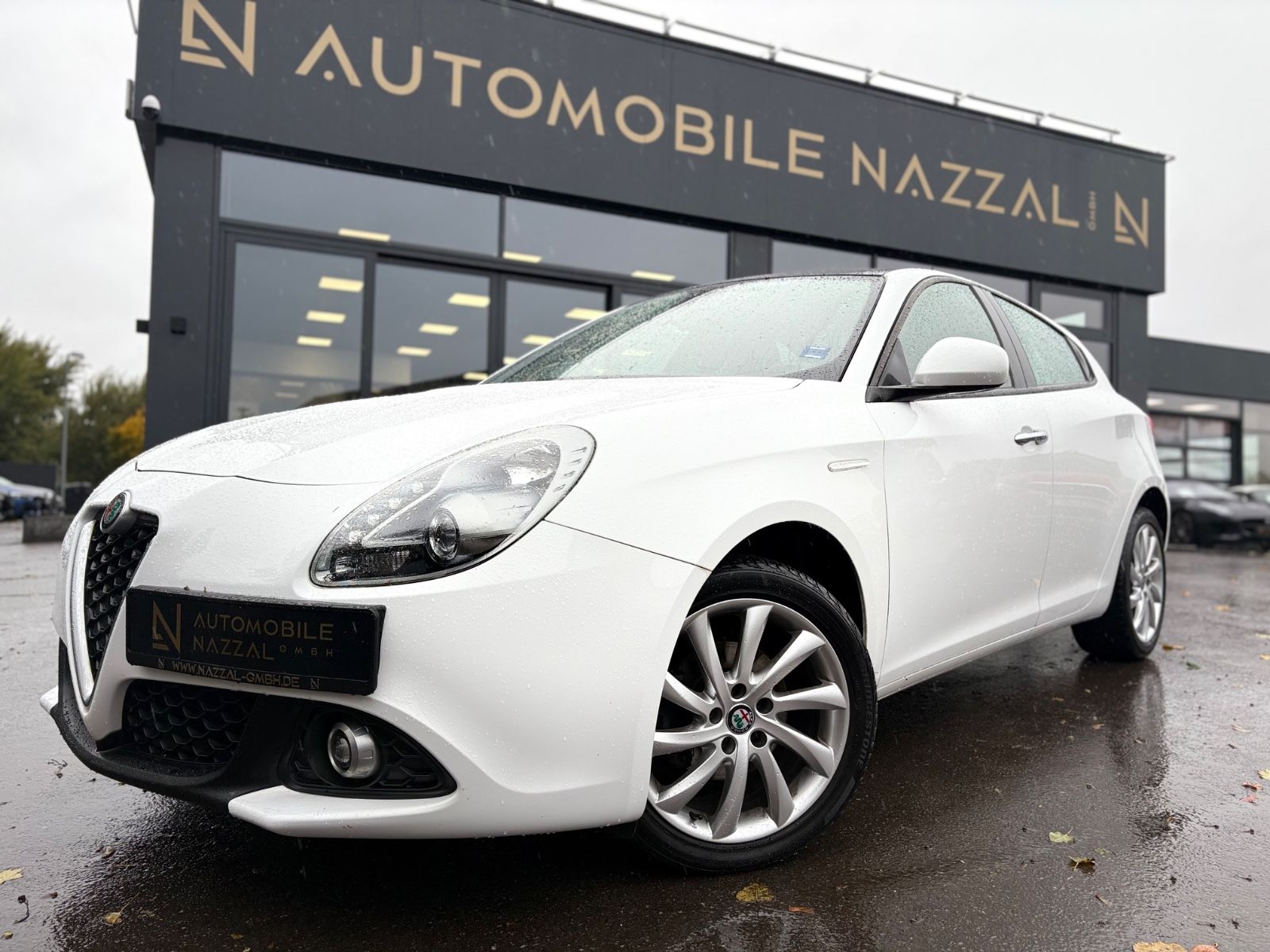 Fahrzeugabbildung Alfa Romeo GIULIETTA SUPER*PANORAMA*KLIMAAUT.*NAVI*