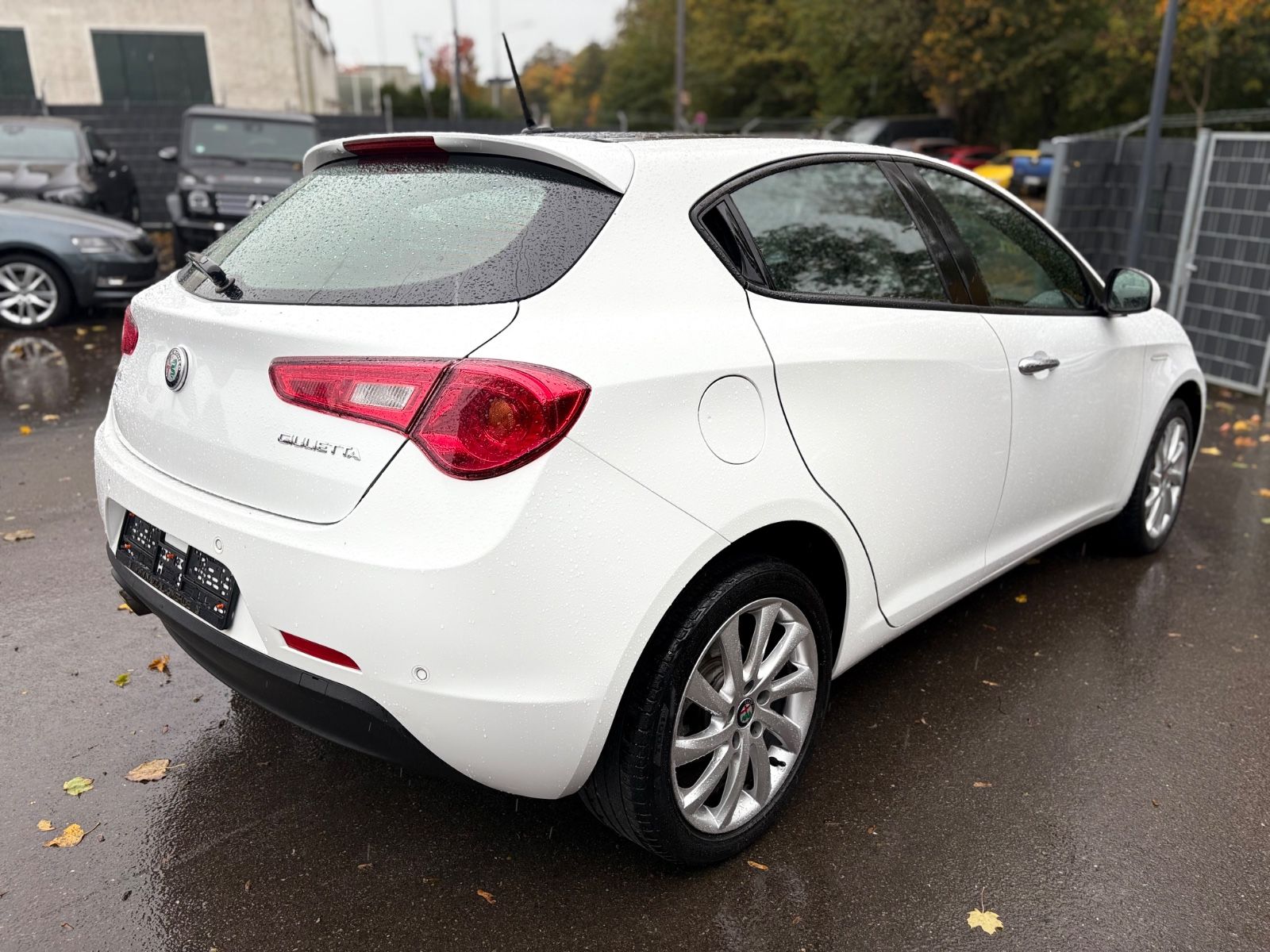 Fahrzeugabbildung Alfa Romeo GIULIETTA SUPER*PANORAMA*KLIMAAUT.*NAVI*