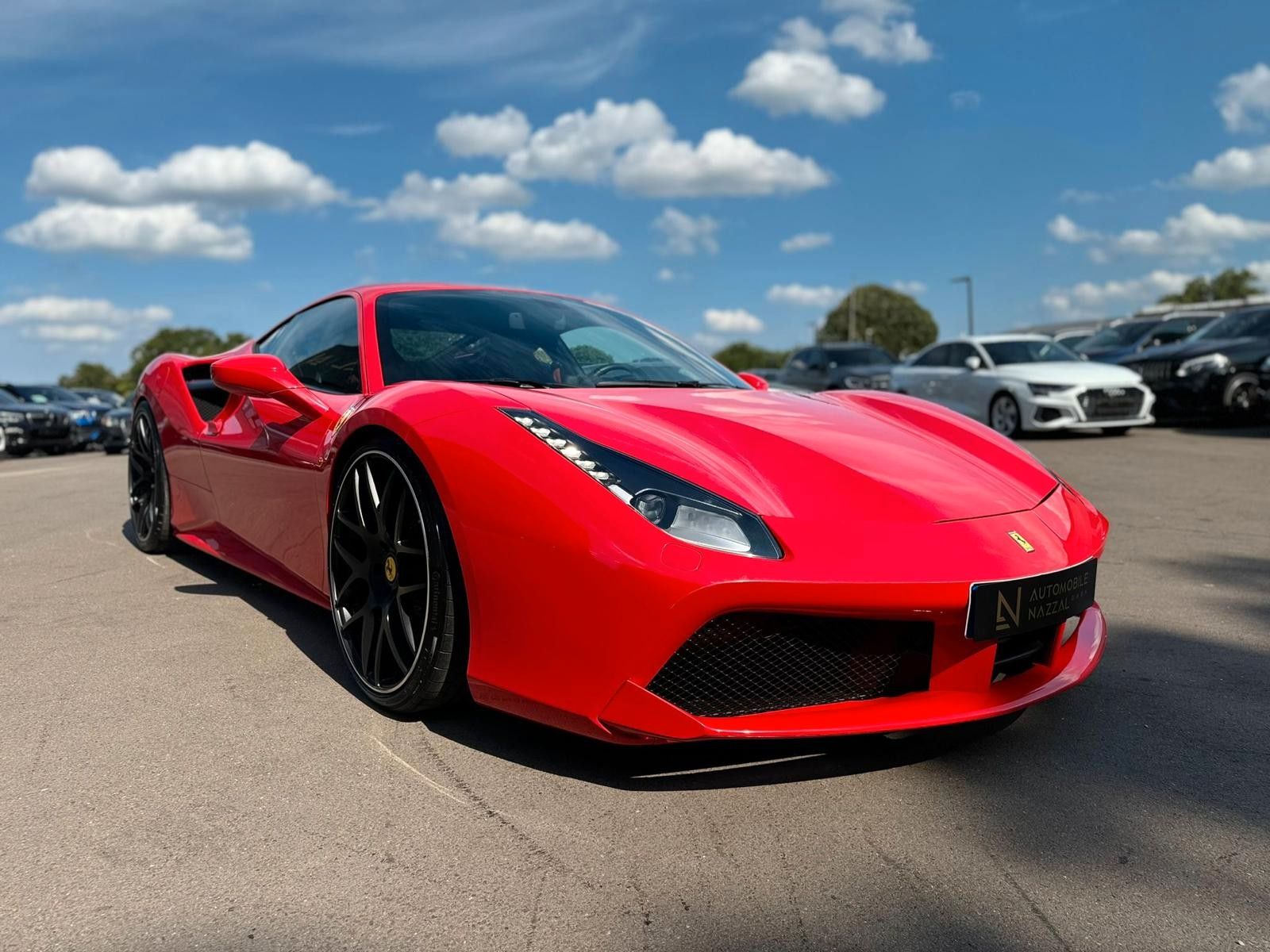 Fahrzeugabbildung Ferrari 488 GTB Coupé DCT*ROSSO SCUDERIA*LIFT*22.ZOLL*