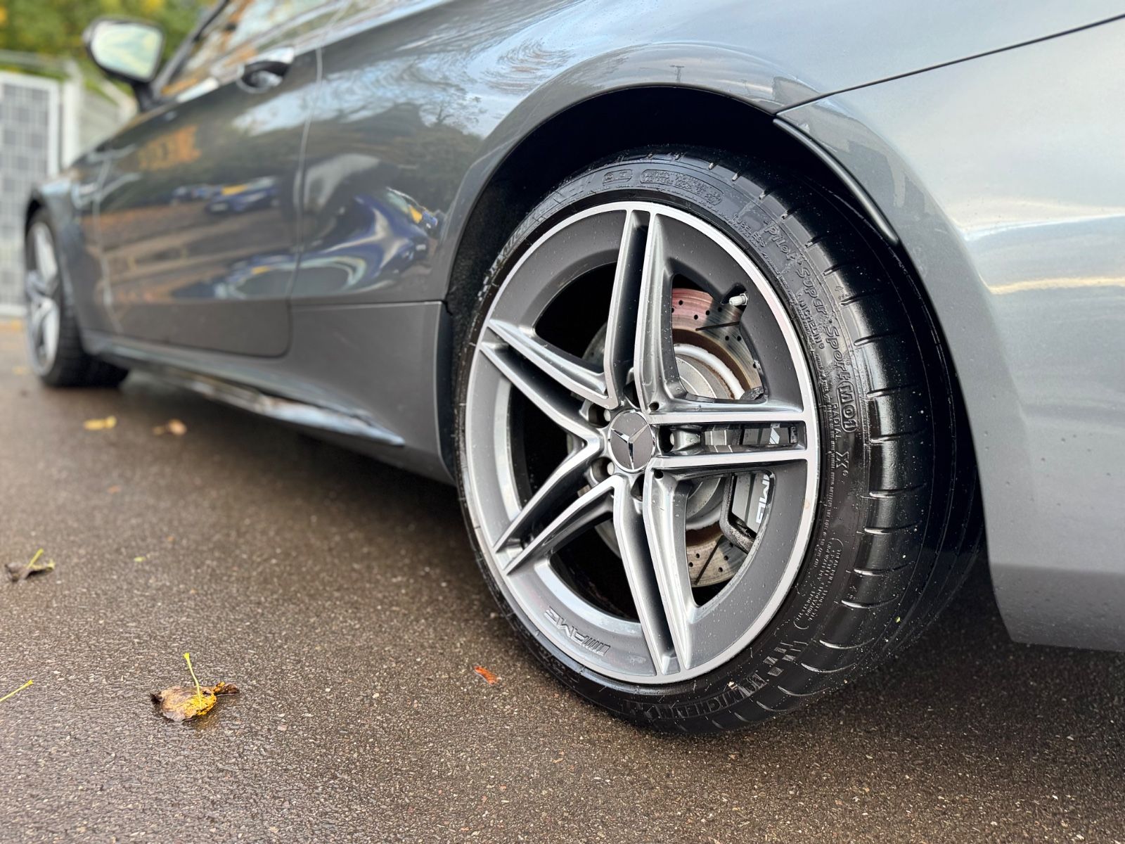 Fahrzeugabbildung Mercedes-Benz C63 AMG COUPE*PANORAMA*BURMESTER*FACELIFT*CARBON