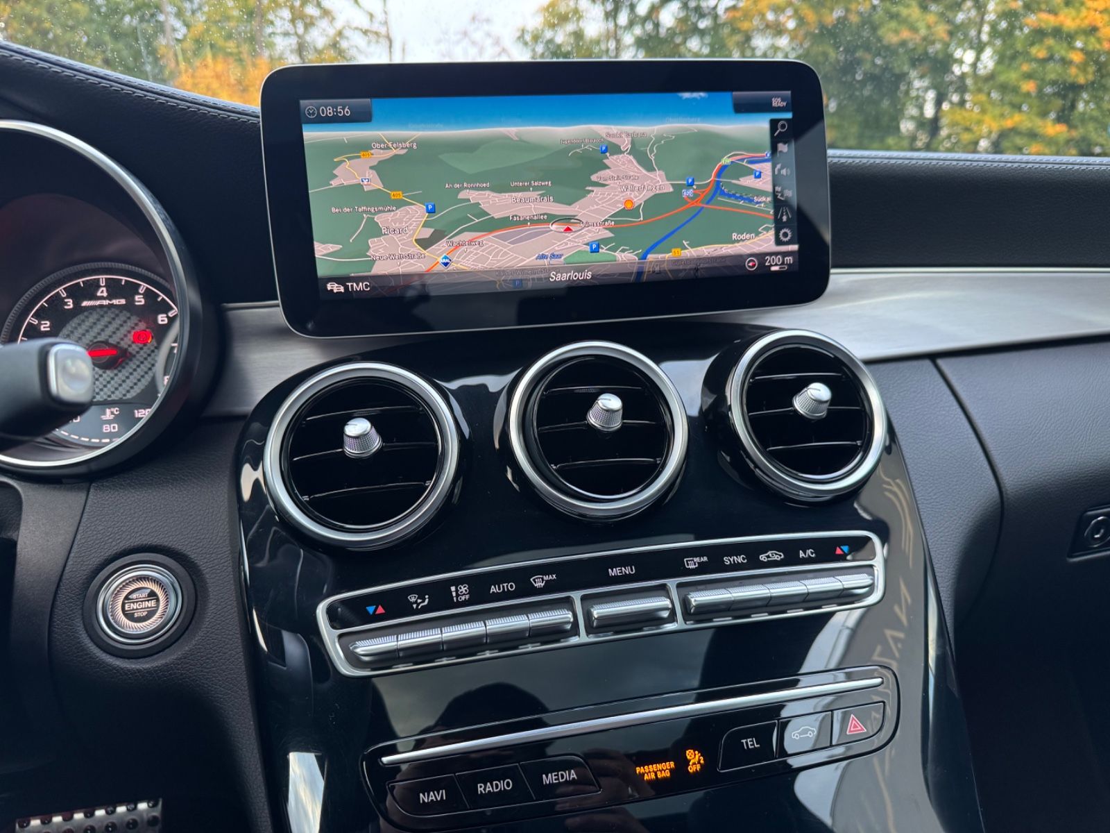 Fahrzeugabbildung Mercedes-Benz C63 AMG COUPE*PANORAMA*BURMESTER*FACELIFT*CARBON